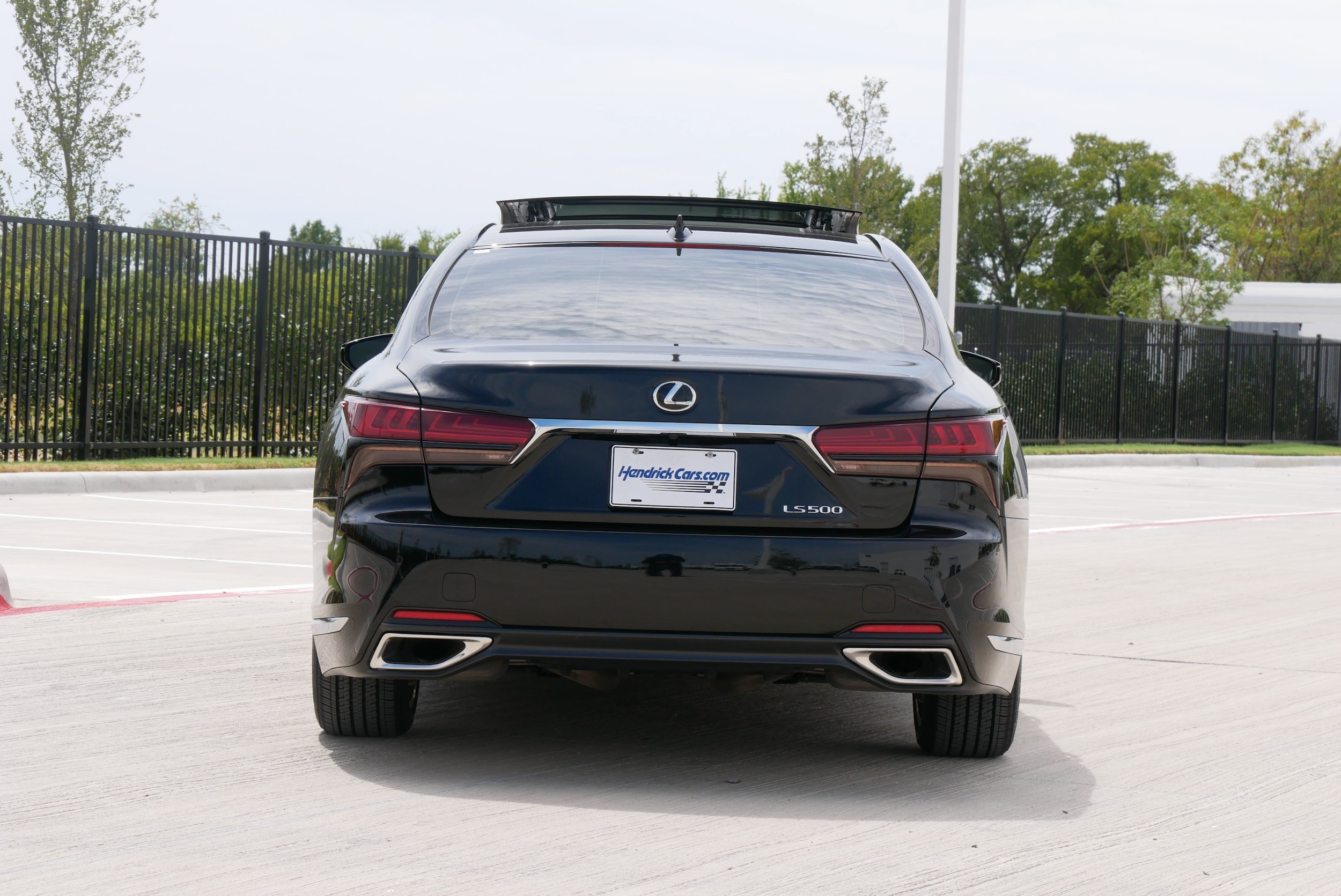 LEXUS LS 500