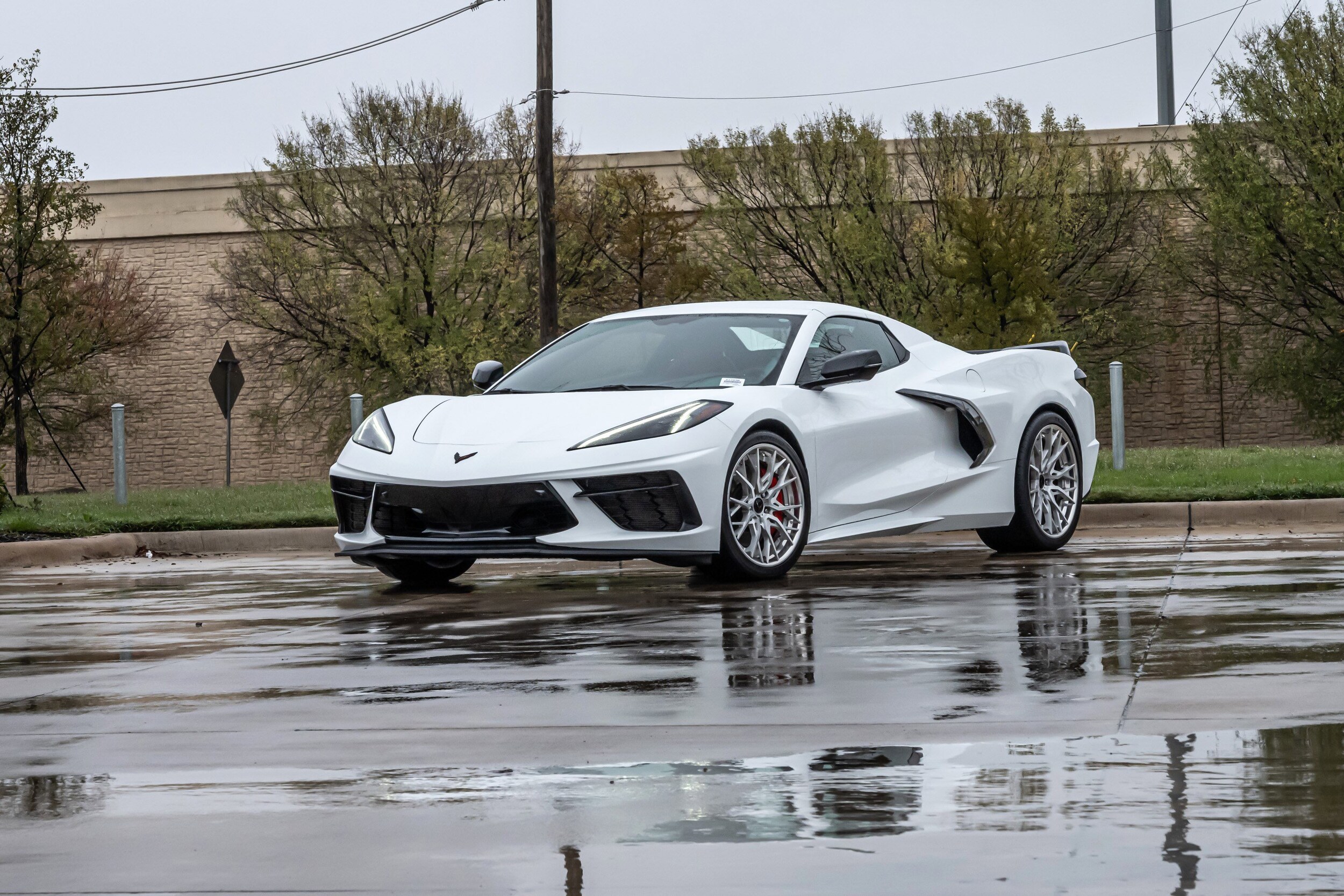 2021 Chevrolet Corvette 2LT photo 2