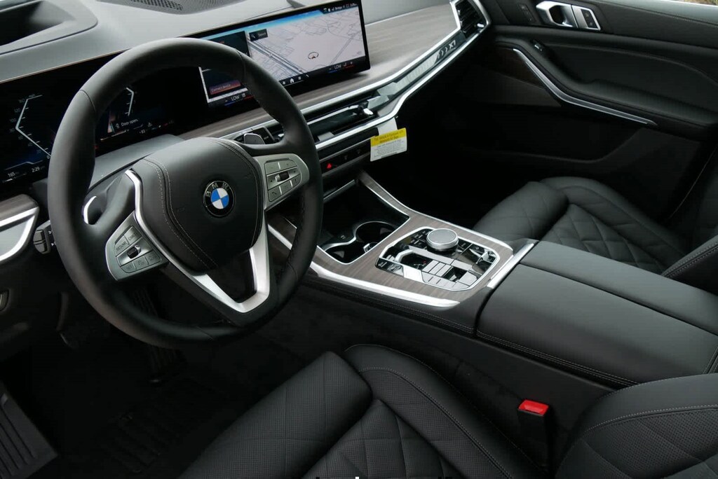 Certified 2025 BMW X7 xDrive40i SUV