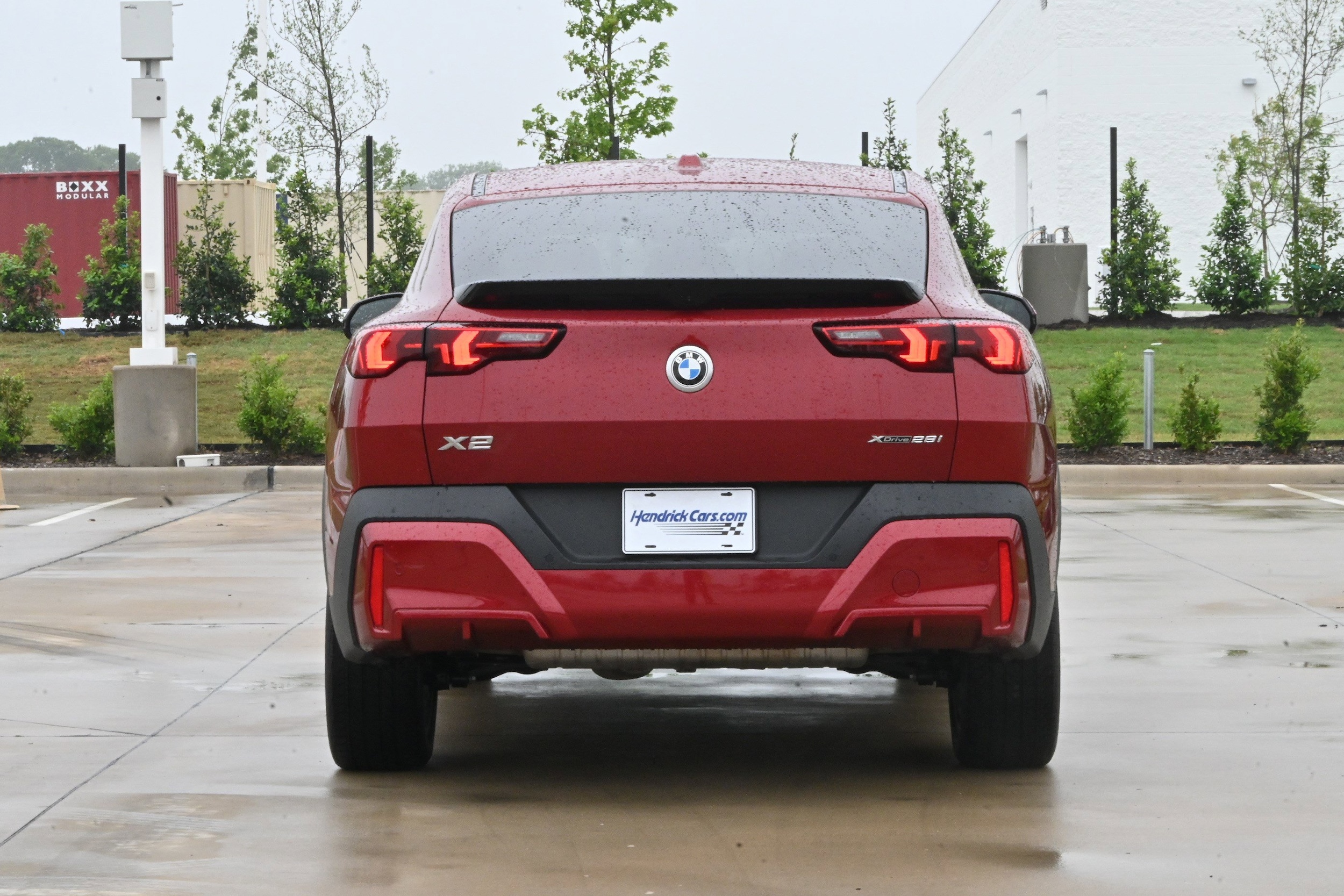 2025 BMW X2 xDrive28i photo 3