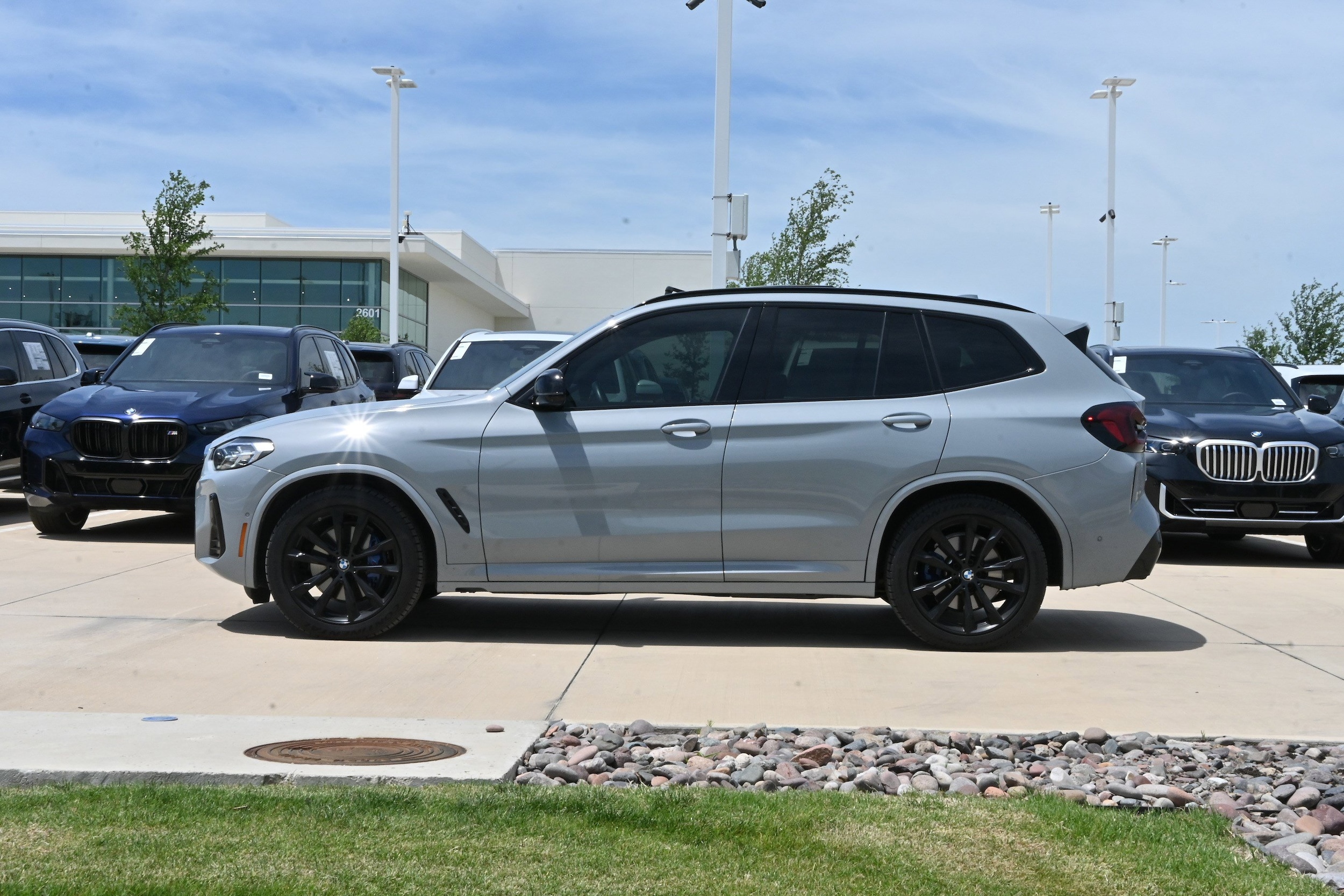 2024 BMW X3 M40i photo 4
