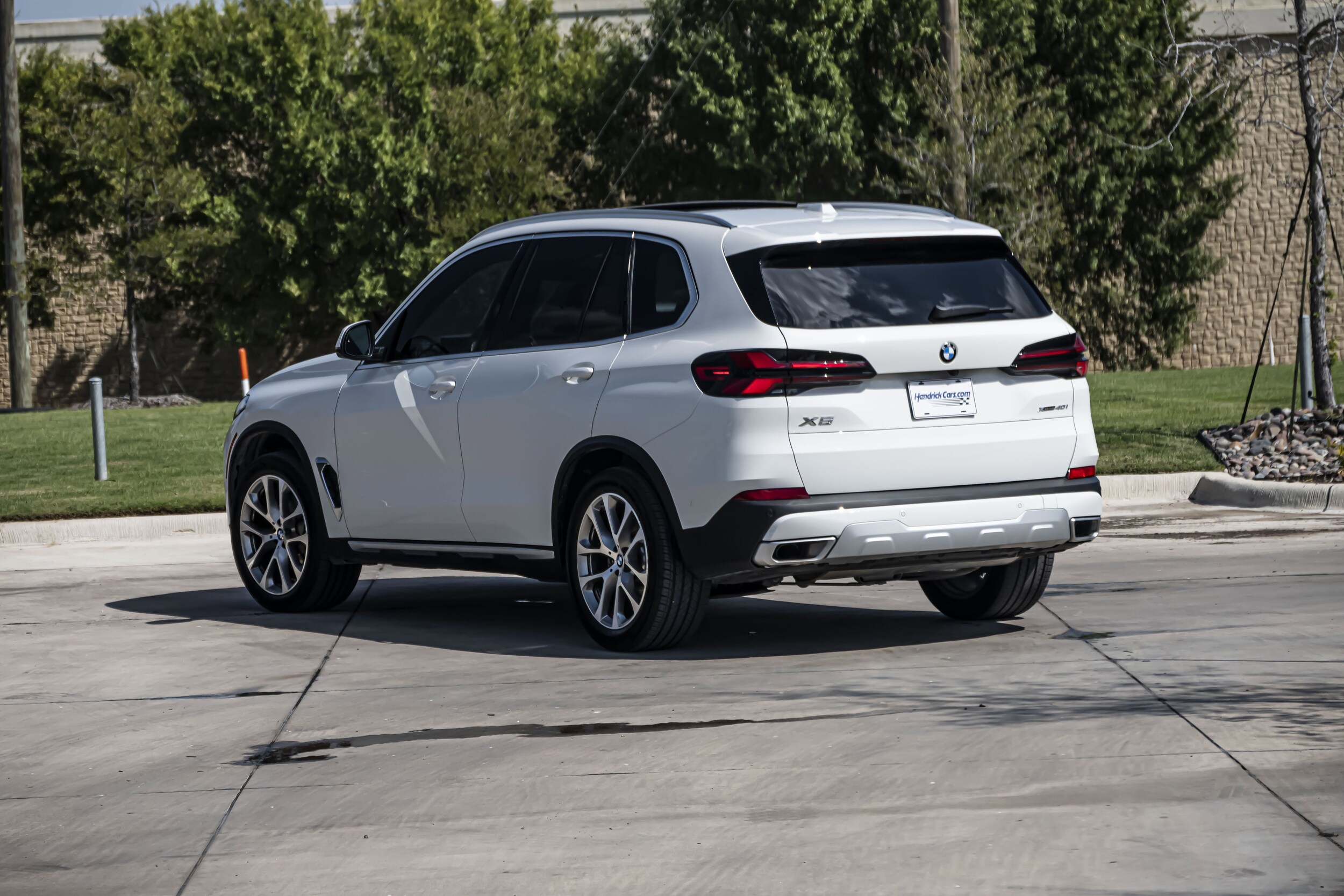 2025 Bmw X5 xDrive40i photo 2