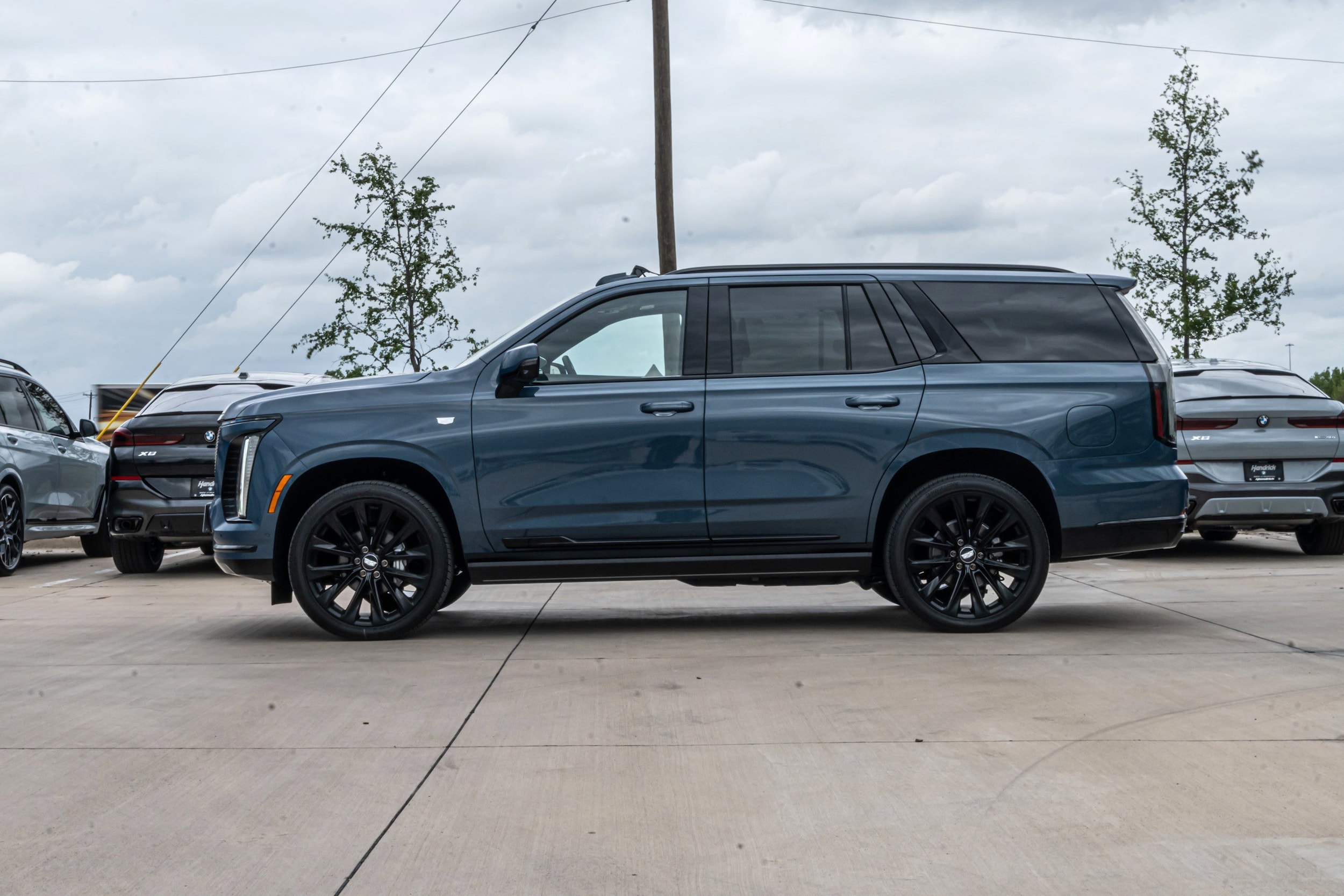 2026 CADILLAC Escalade 4WD Platinum Sport photo 4