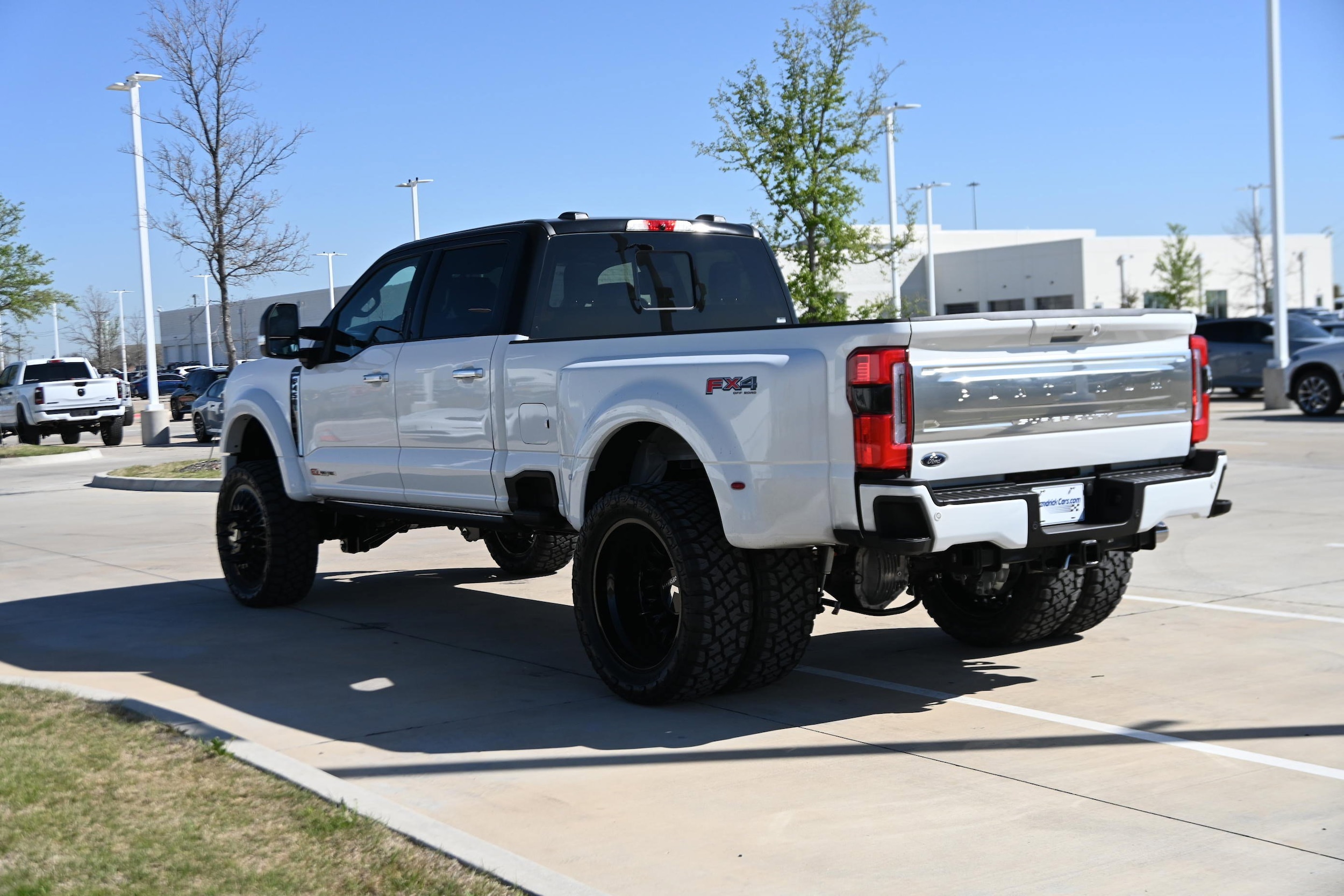 2026 Ford Super Duty F-450 DRW Platinum 4WD Crew Cab photo 6