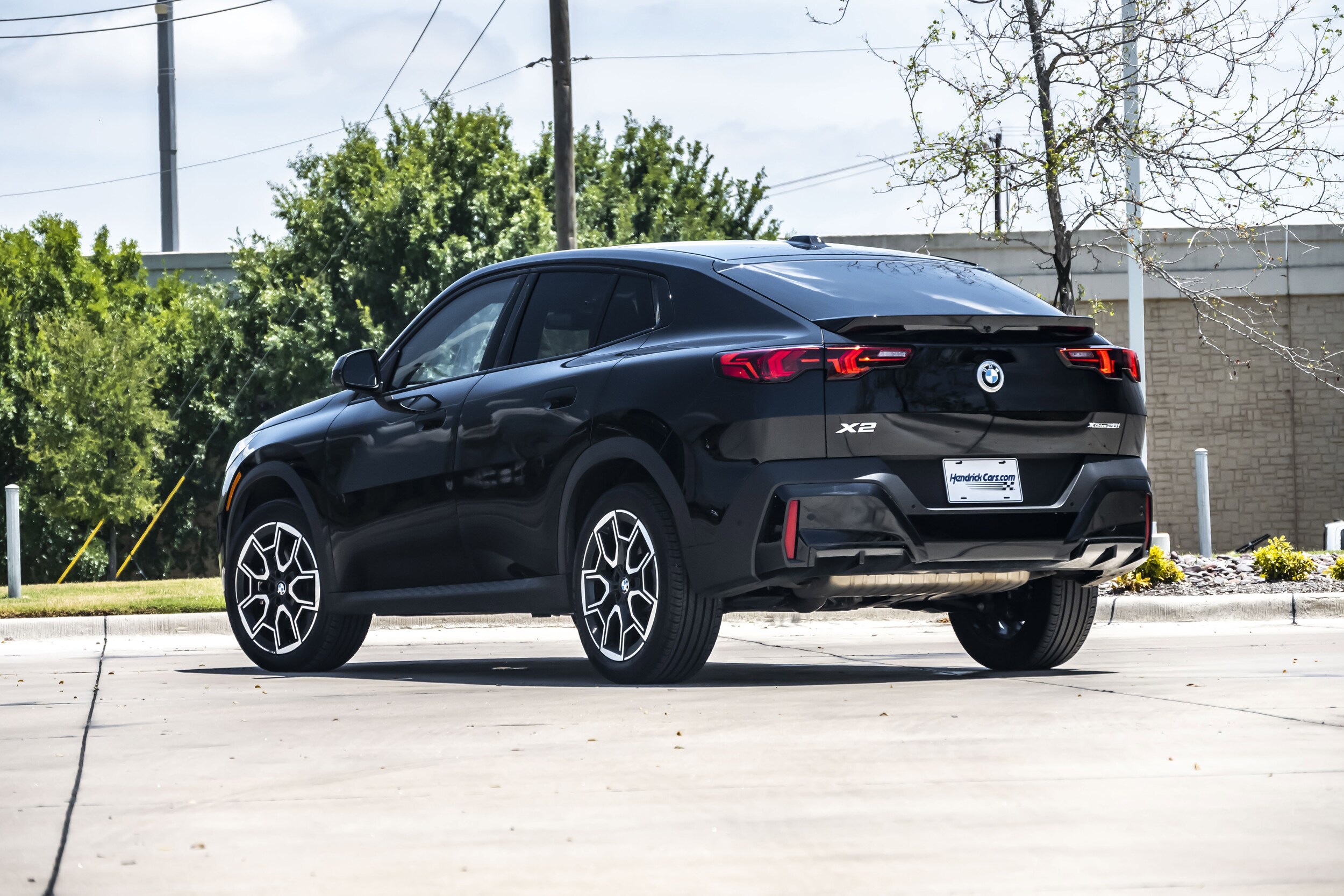2025 Bmw X2 xDrive28i photo 2