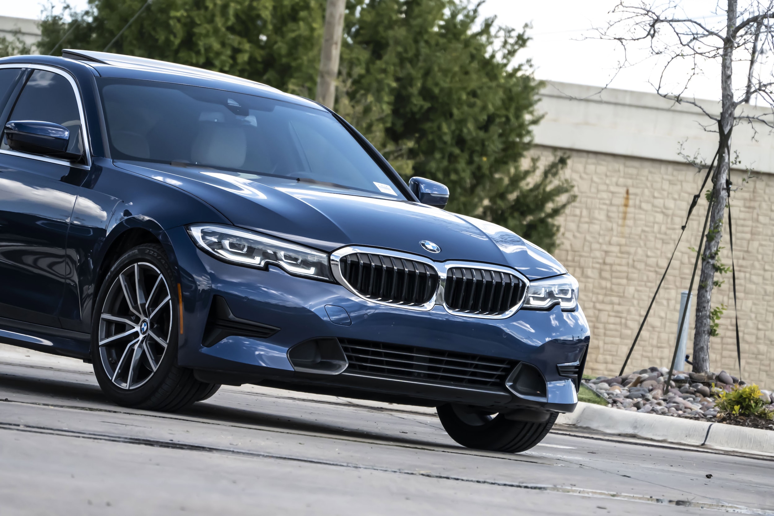 2022 Bmw 330i photo 2