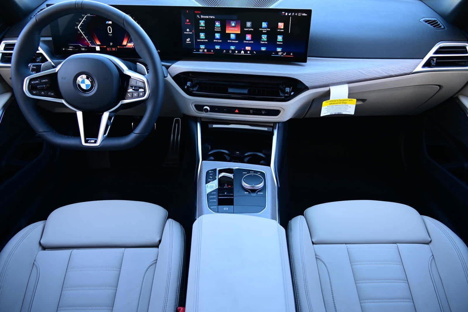 2025 BMW 3 Series 330i photo 3