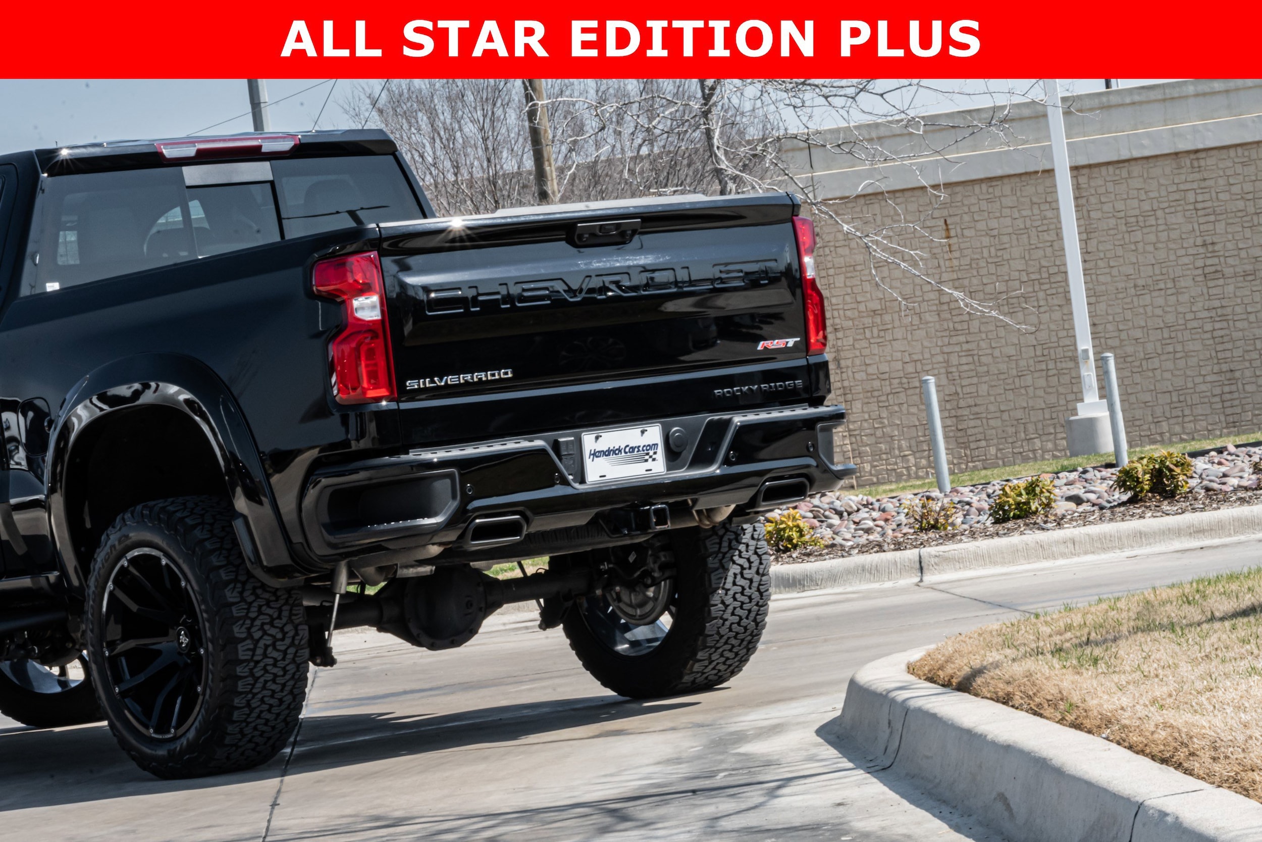 2024 Chevrolet Silverado 1500 RST 4WD Crew Cab photo 4