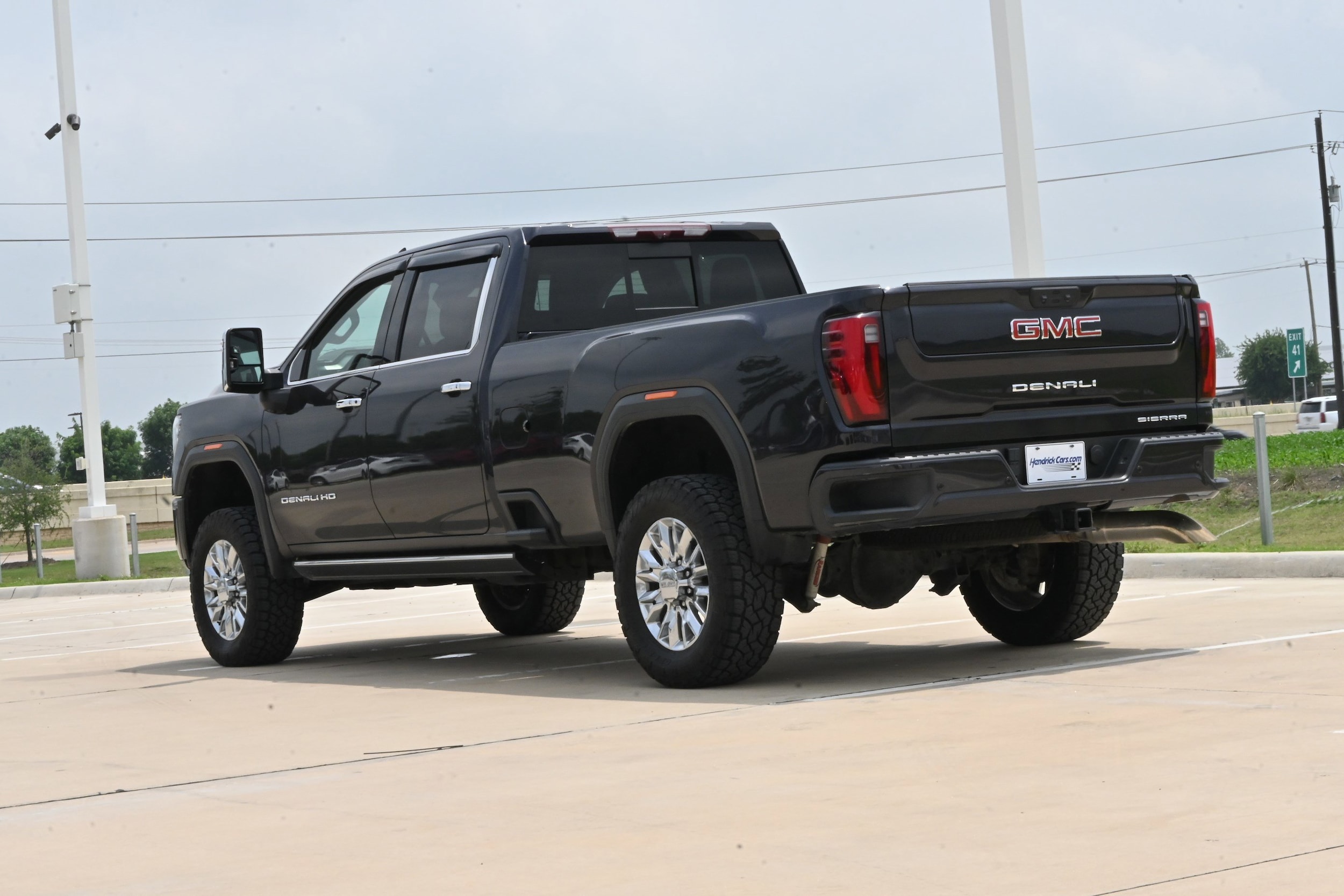 2024 GMC Sierra 3500HD Denali 4WD Crew Cab photo 5