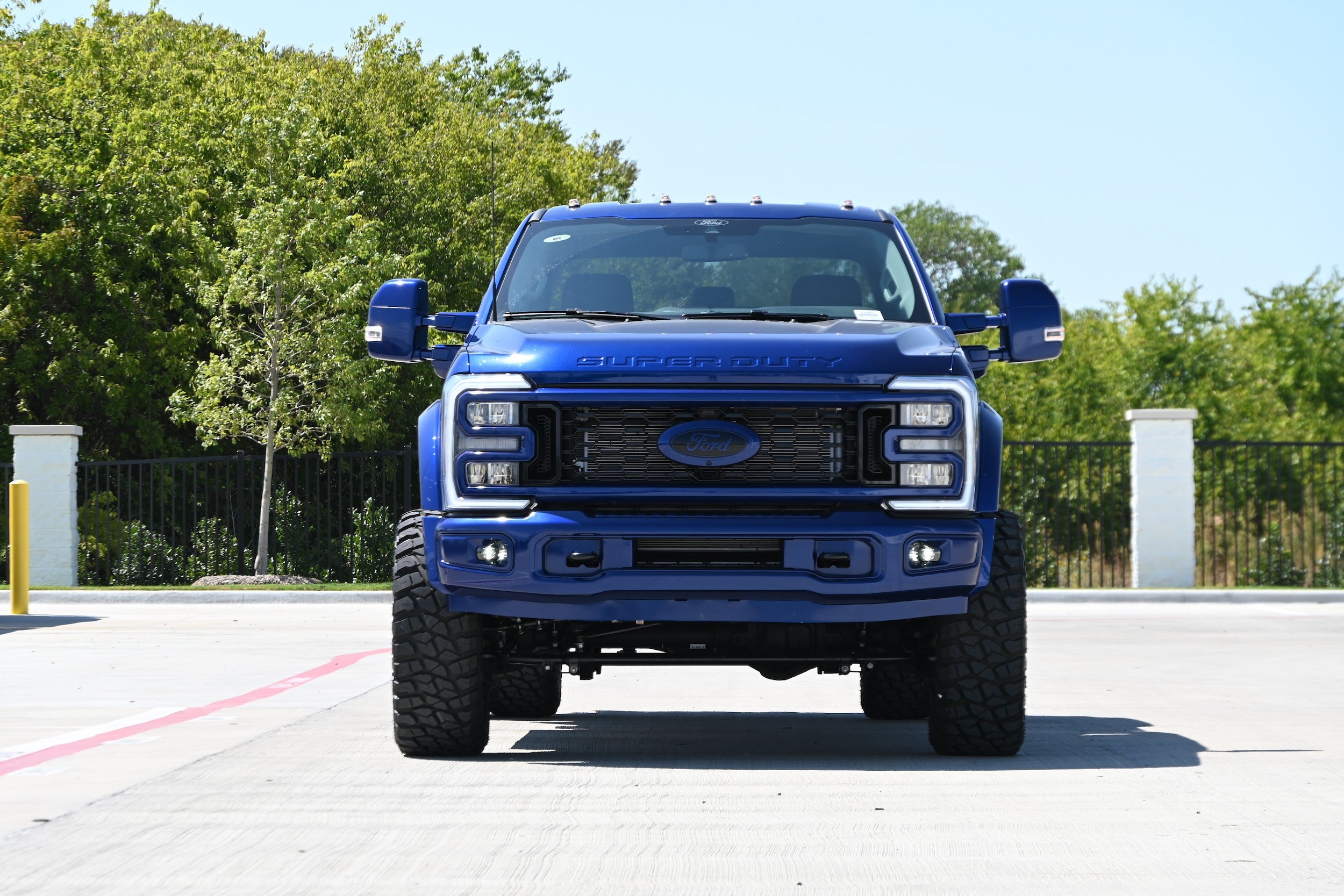 2026 Ford Super Duty F-450 DRW LARIAT