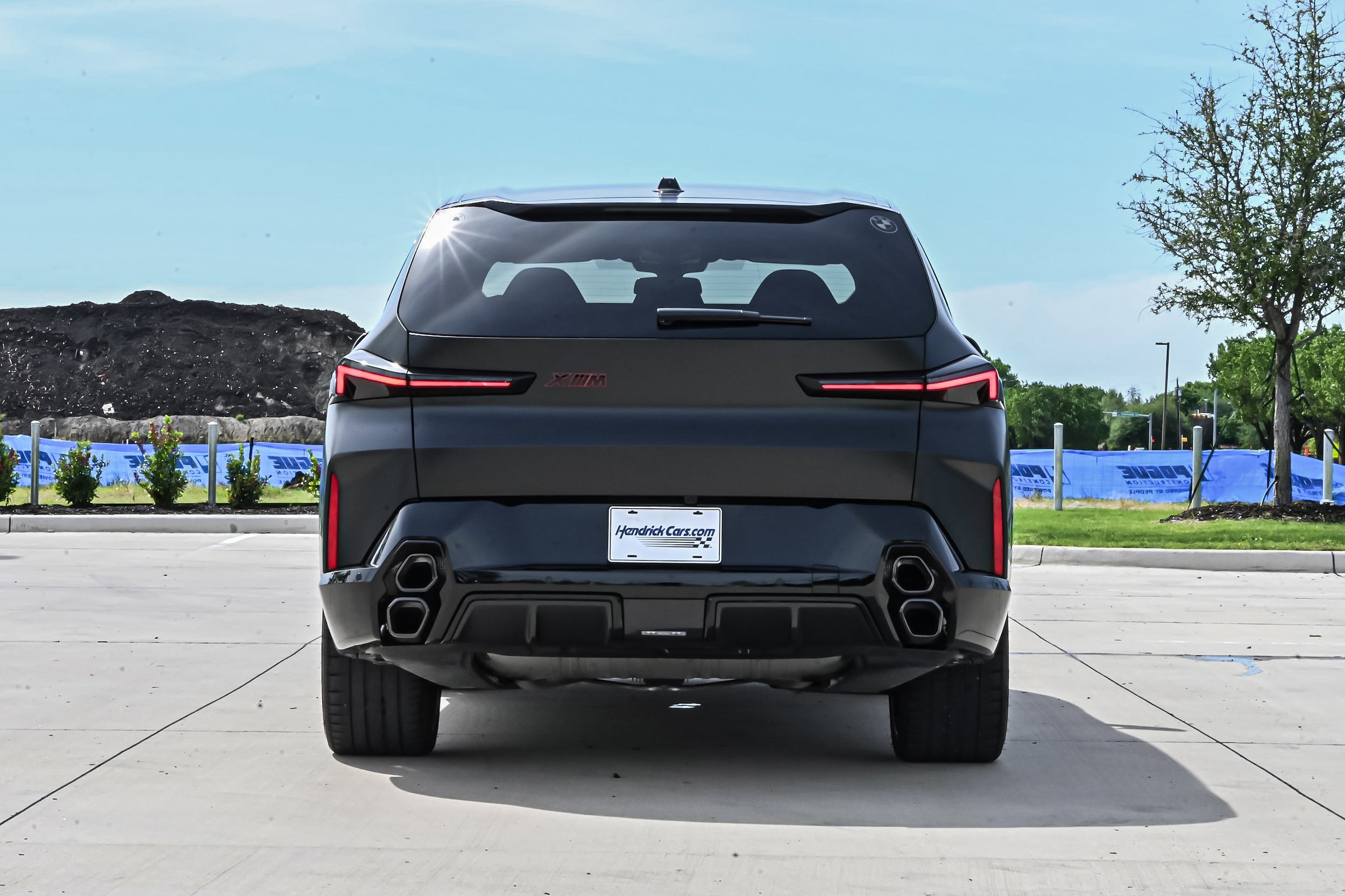 2025 BMW XM Label Red photo 6