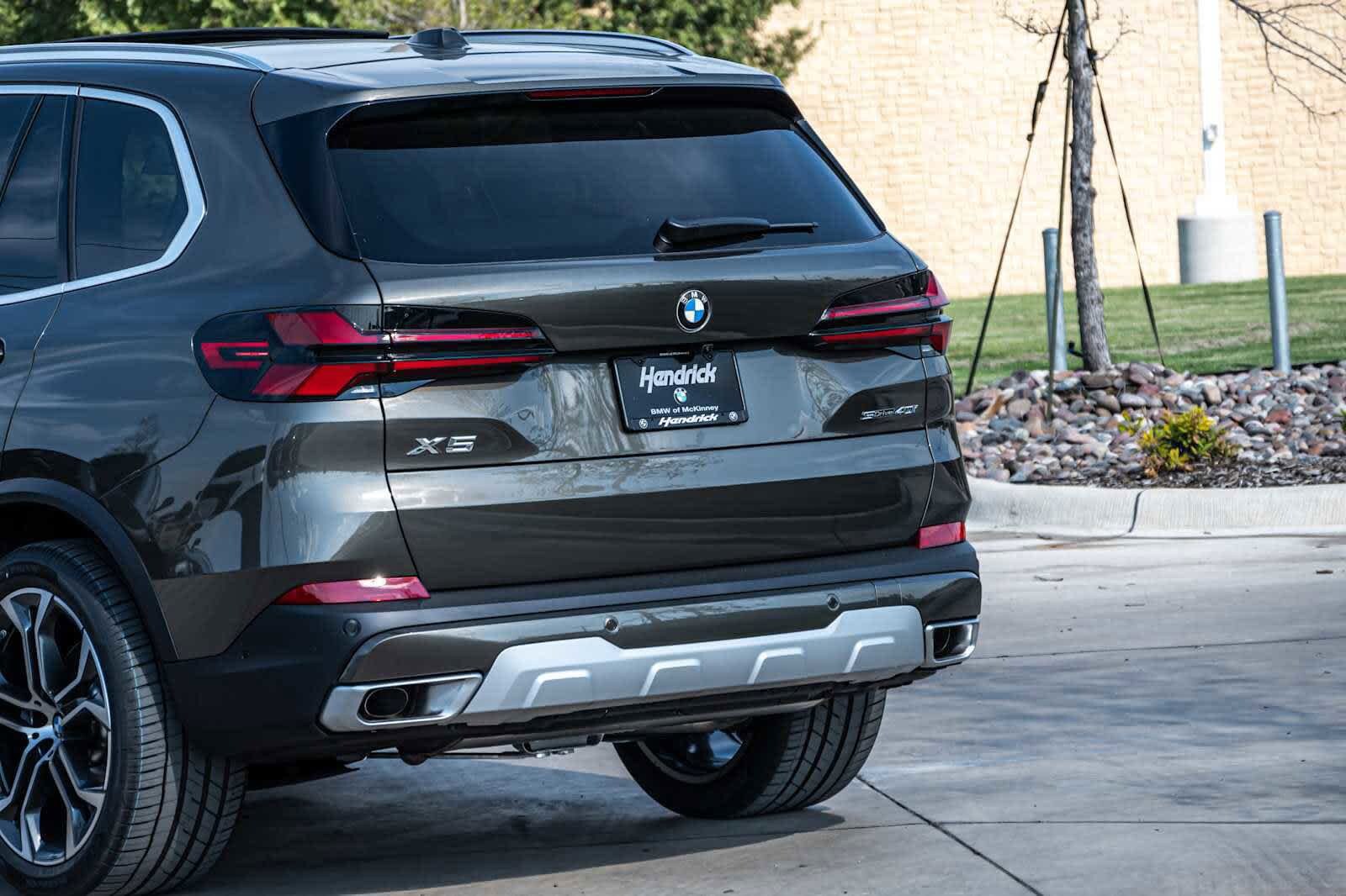 2026 BMW X5 sDrive40i photo 4