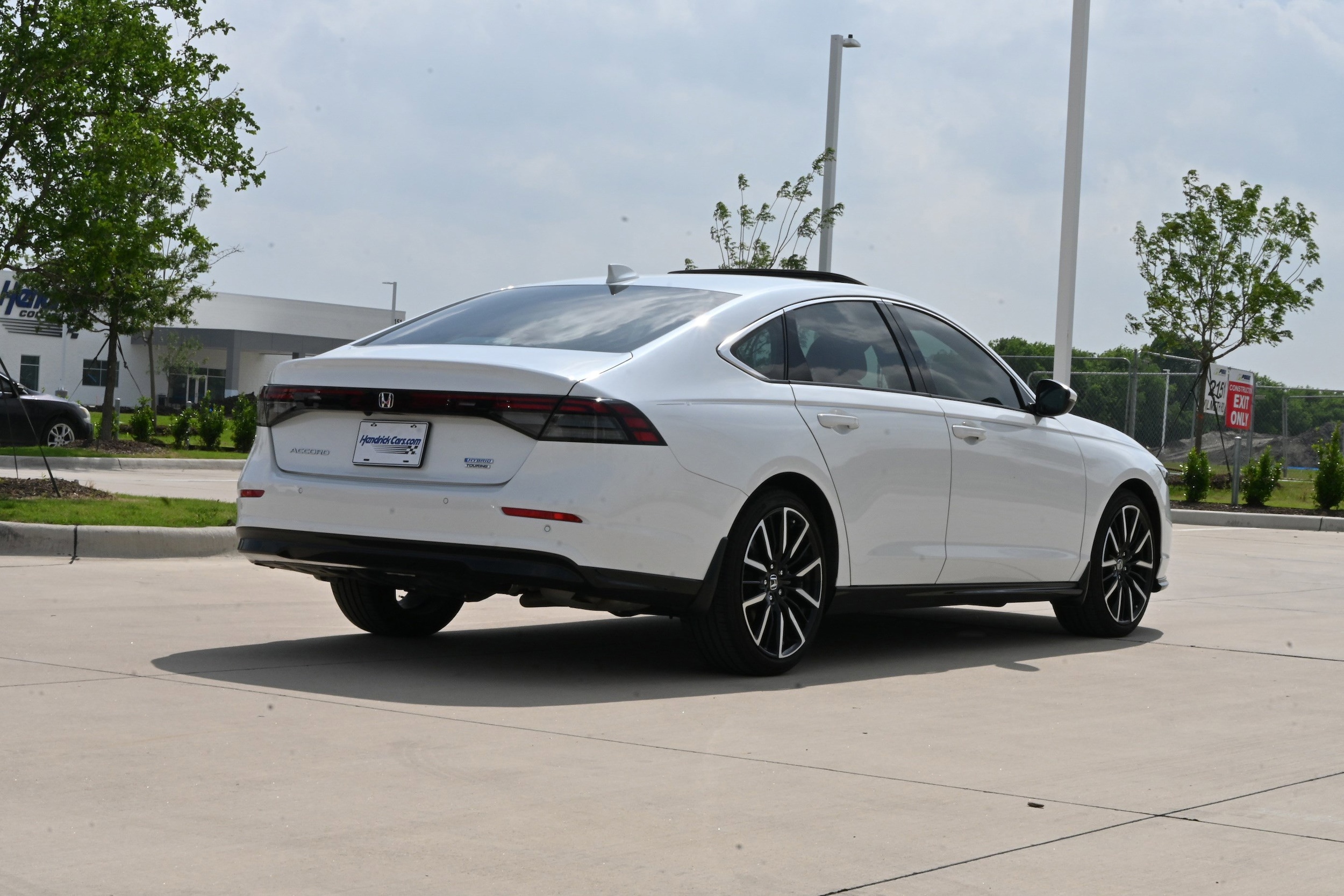 2024 Honda Accord Hybrid Touring photo 3