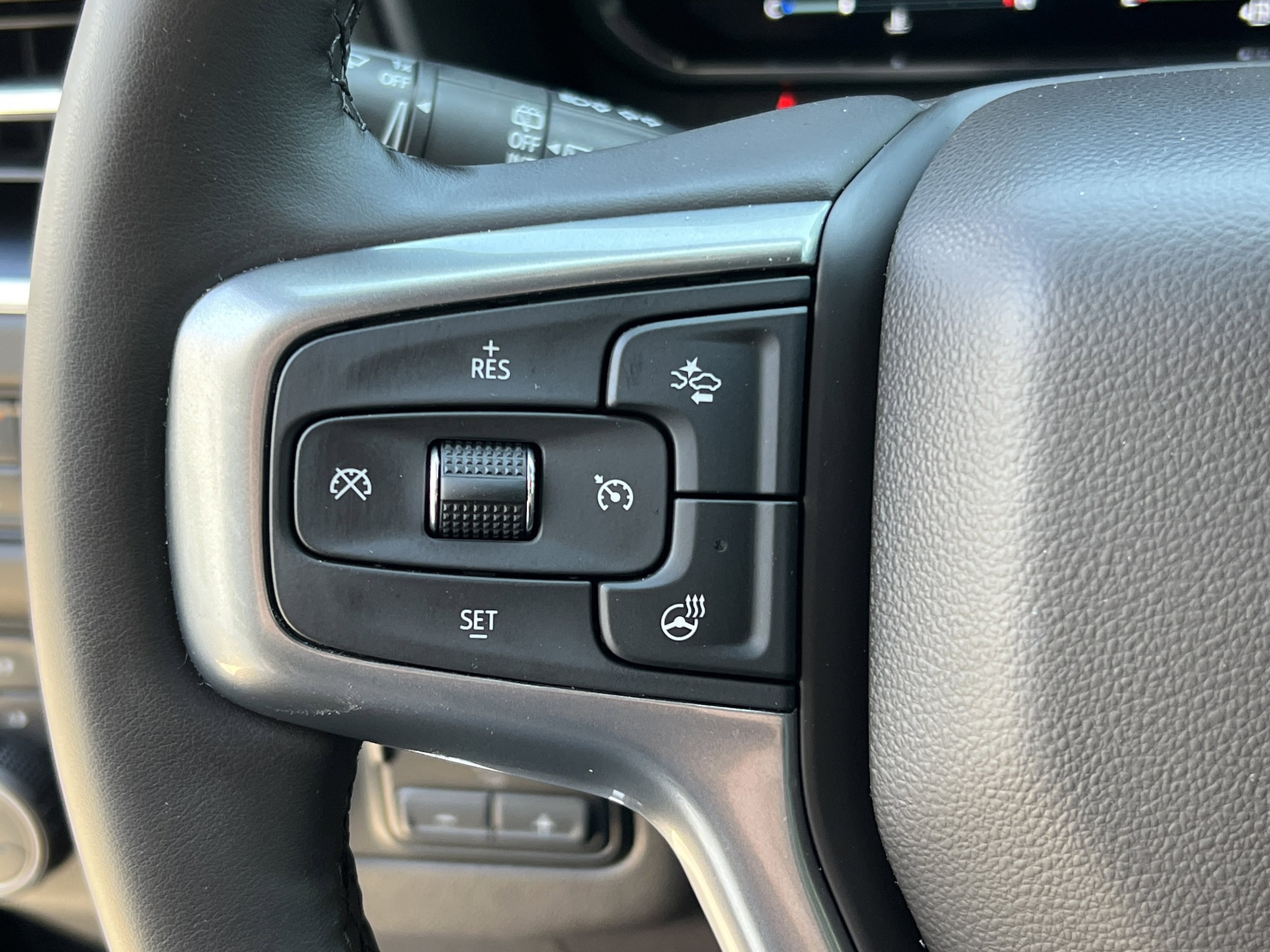 2024 Chevrolet Tahoe Z71 photo 4