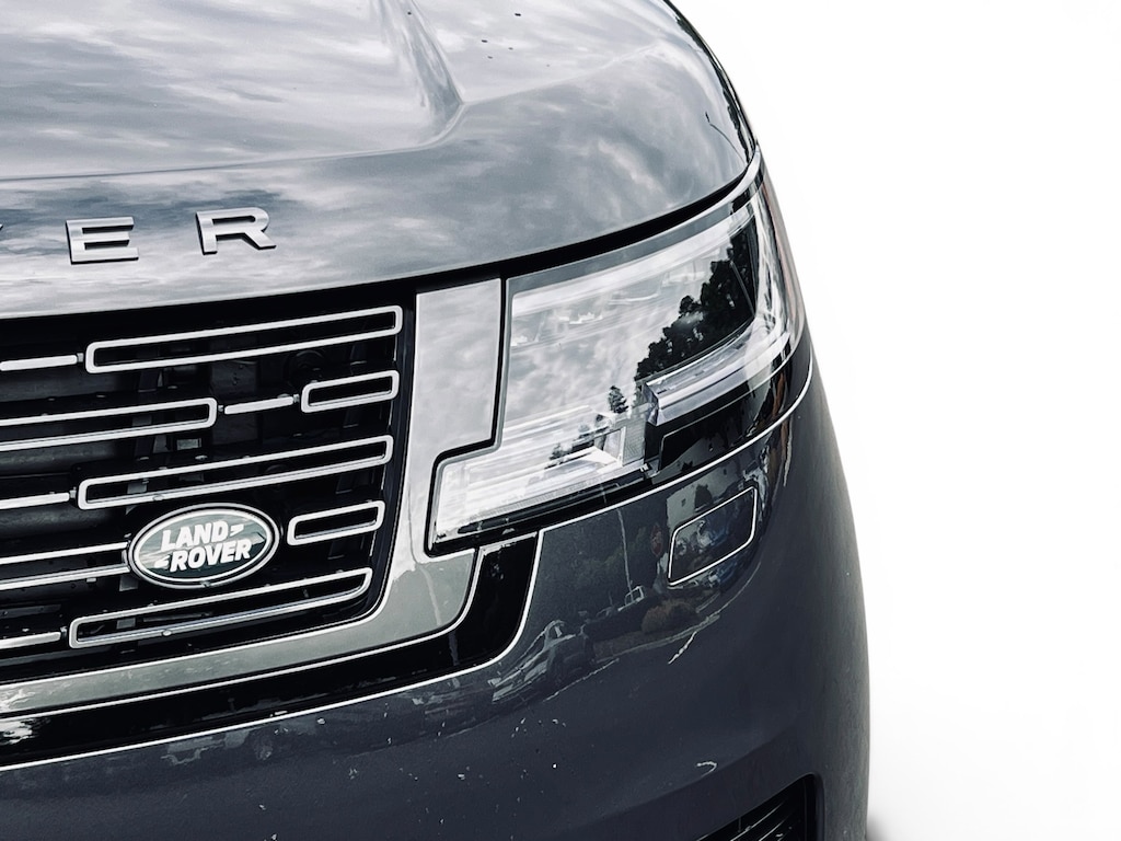 Used 2025 Land Rover Range Rover SE SUV
