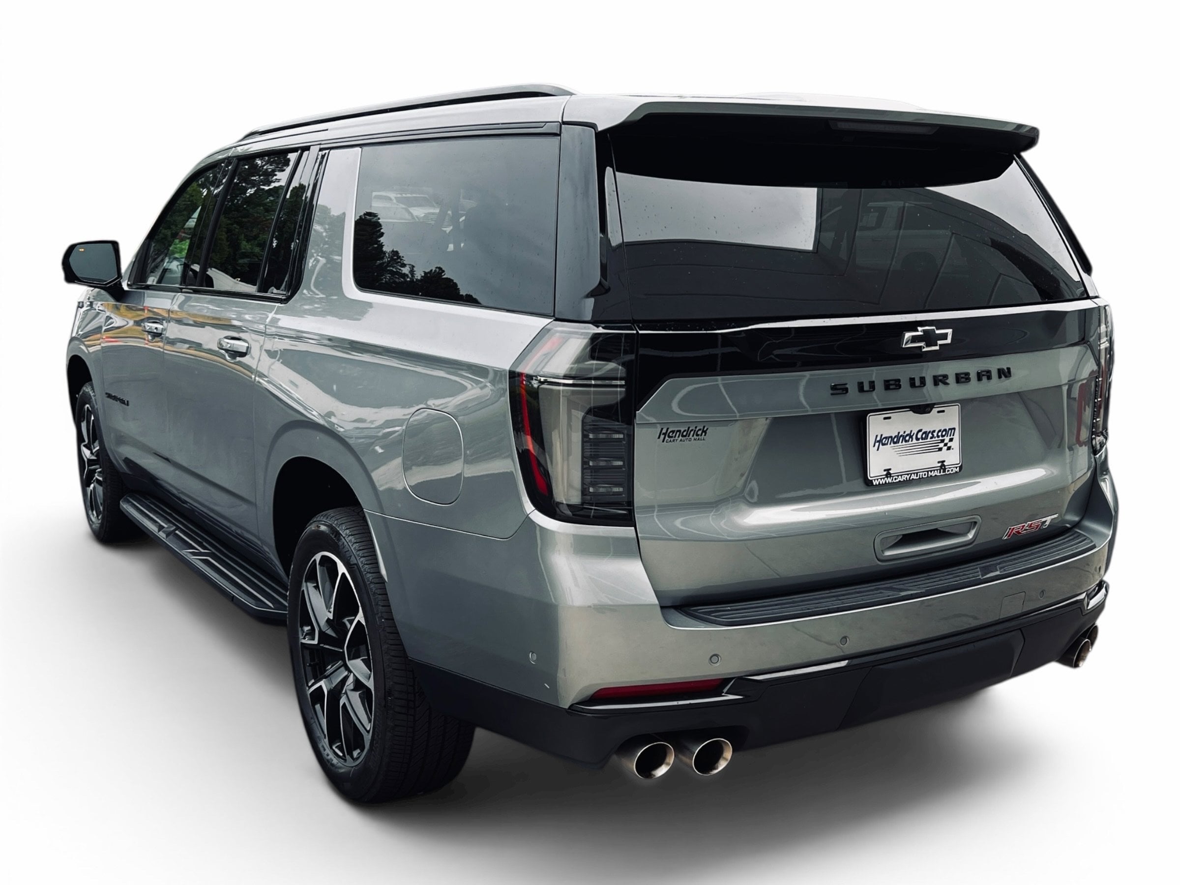 2025 Chevrolet Suburban RST photo 5