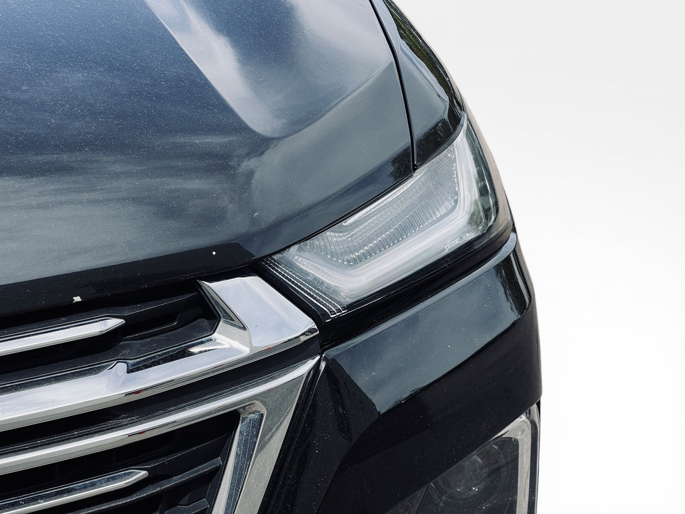 2022 Chevrolet Traverse LT Leather photo 4