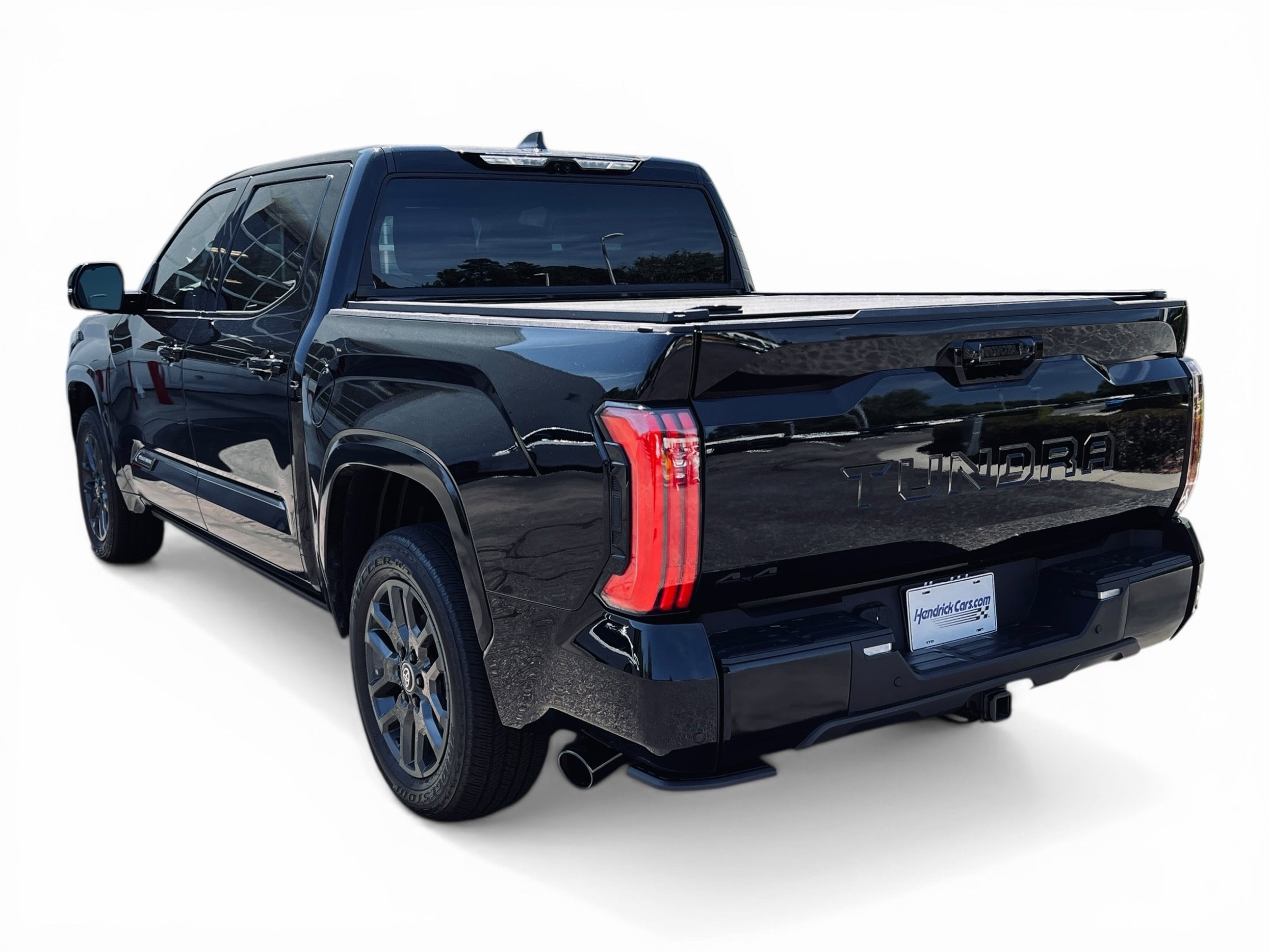 2025 Toyota Tundra 4WD Platinum Hybrid photo 5