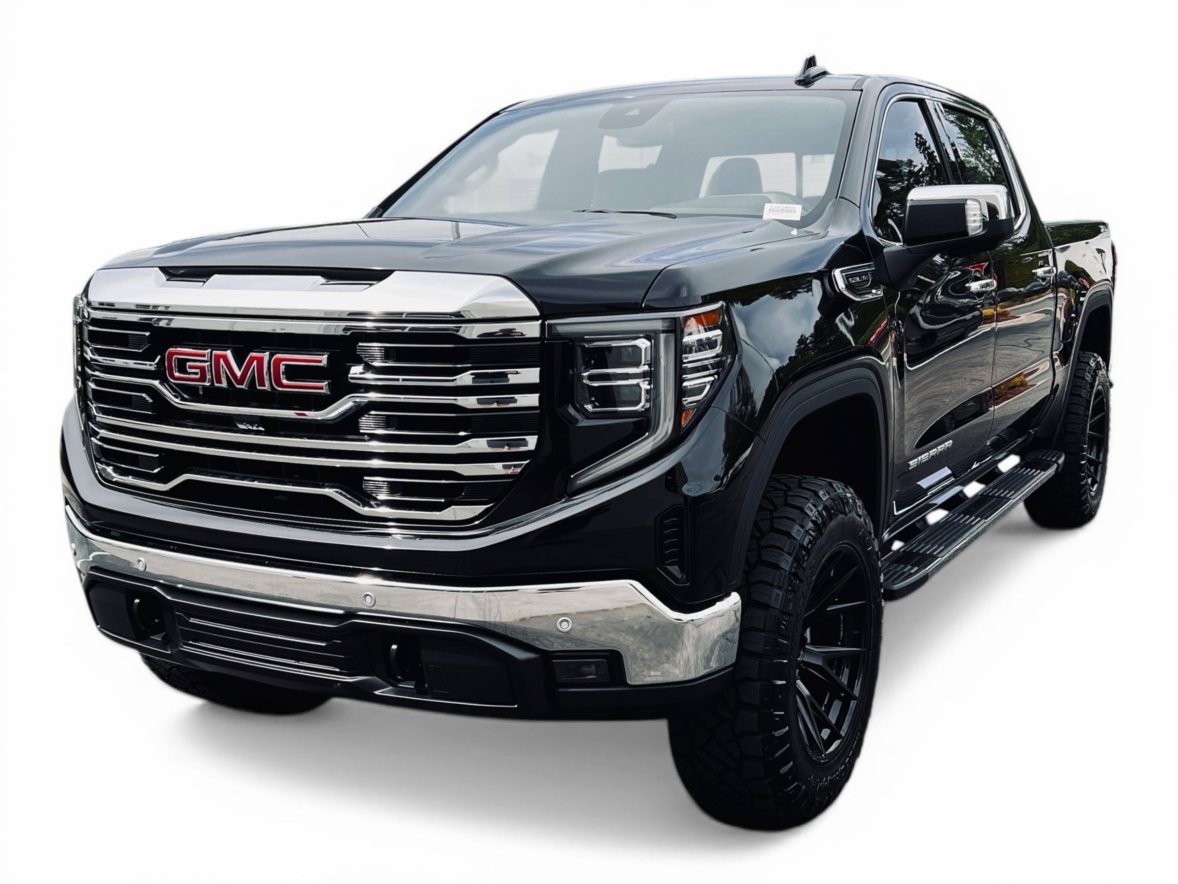 2024 GMC Sierra 1500 SLT photo 2