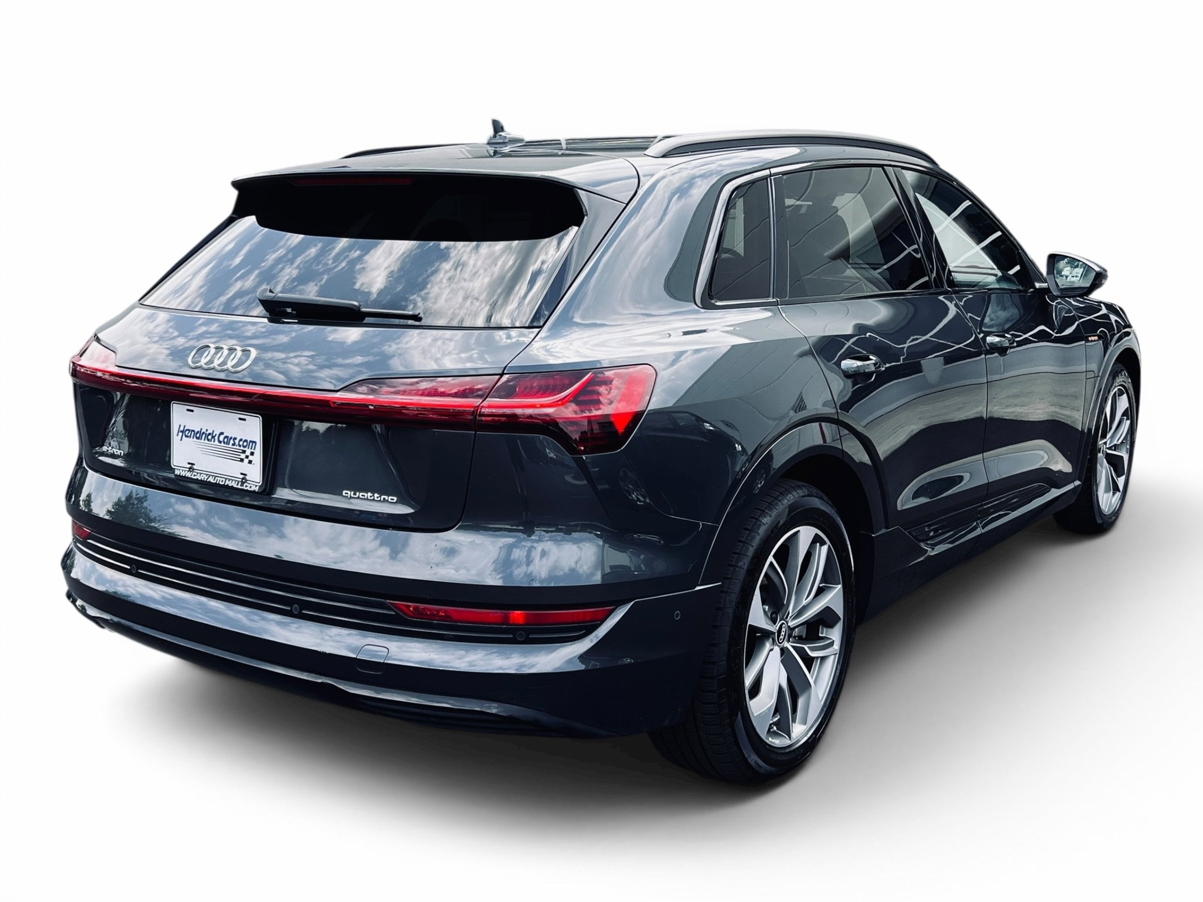 2021 Audi e-tron Premium Plus photo 3