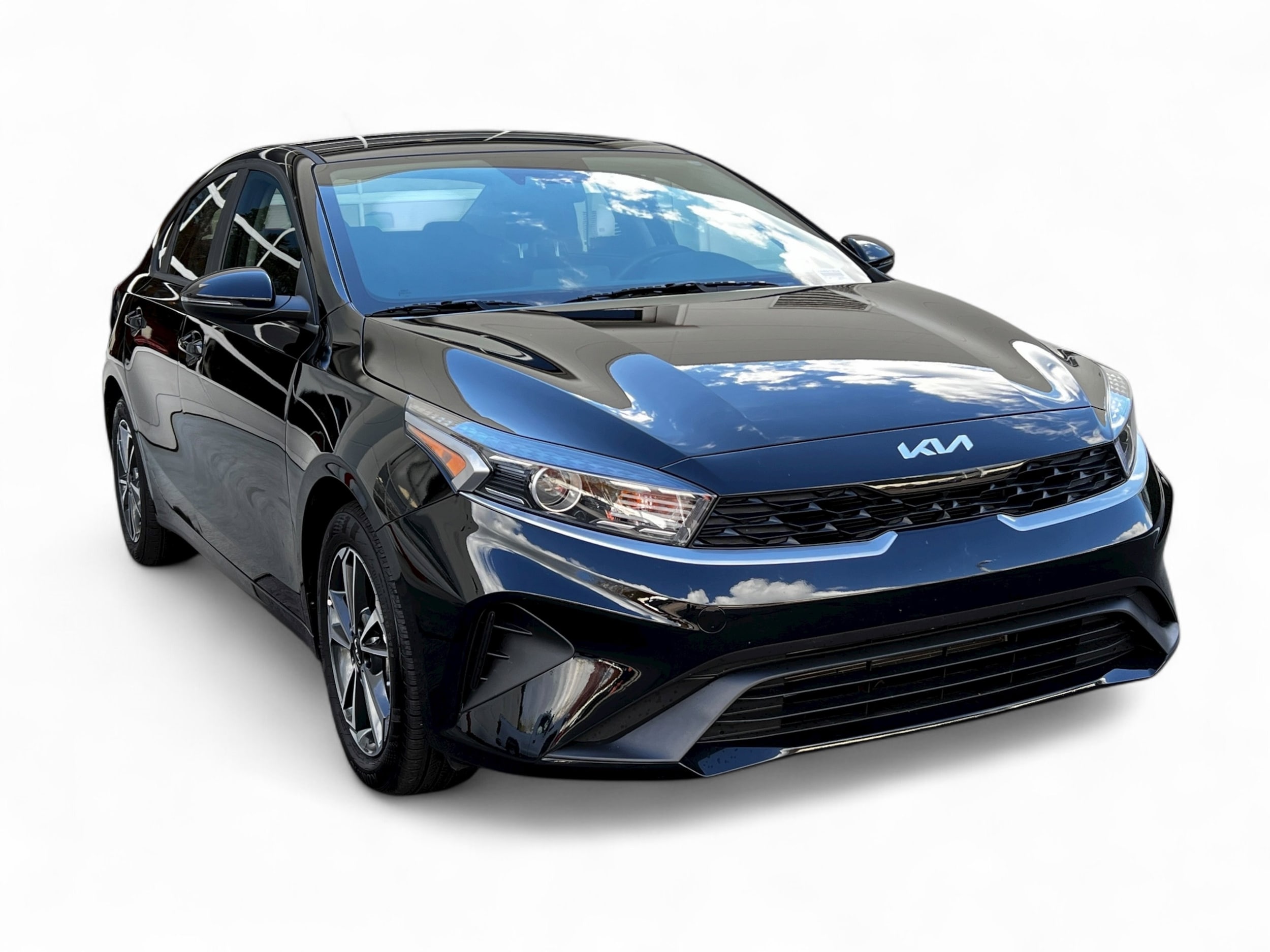 Used 2024 Kia Forte LXS with VIN 3KPF24ADXRE790490 for sale in Kansas City