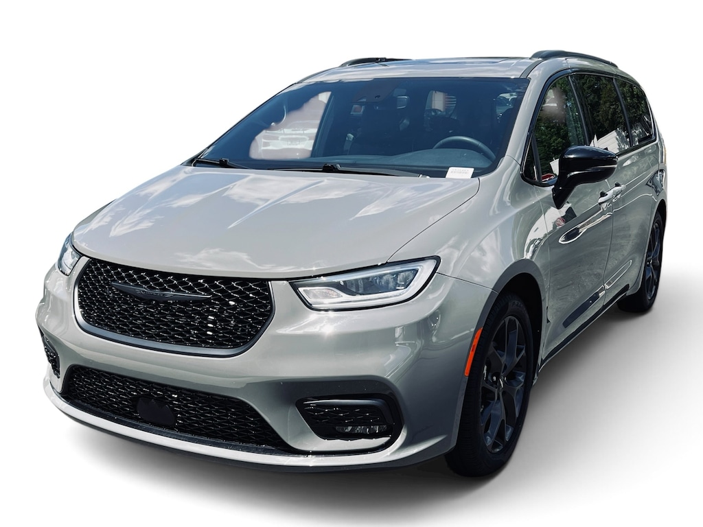 Used 2025 Chrysler Pacifica Limited Minivan