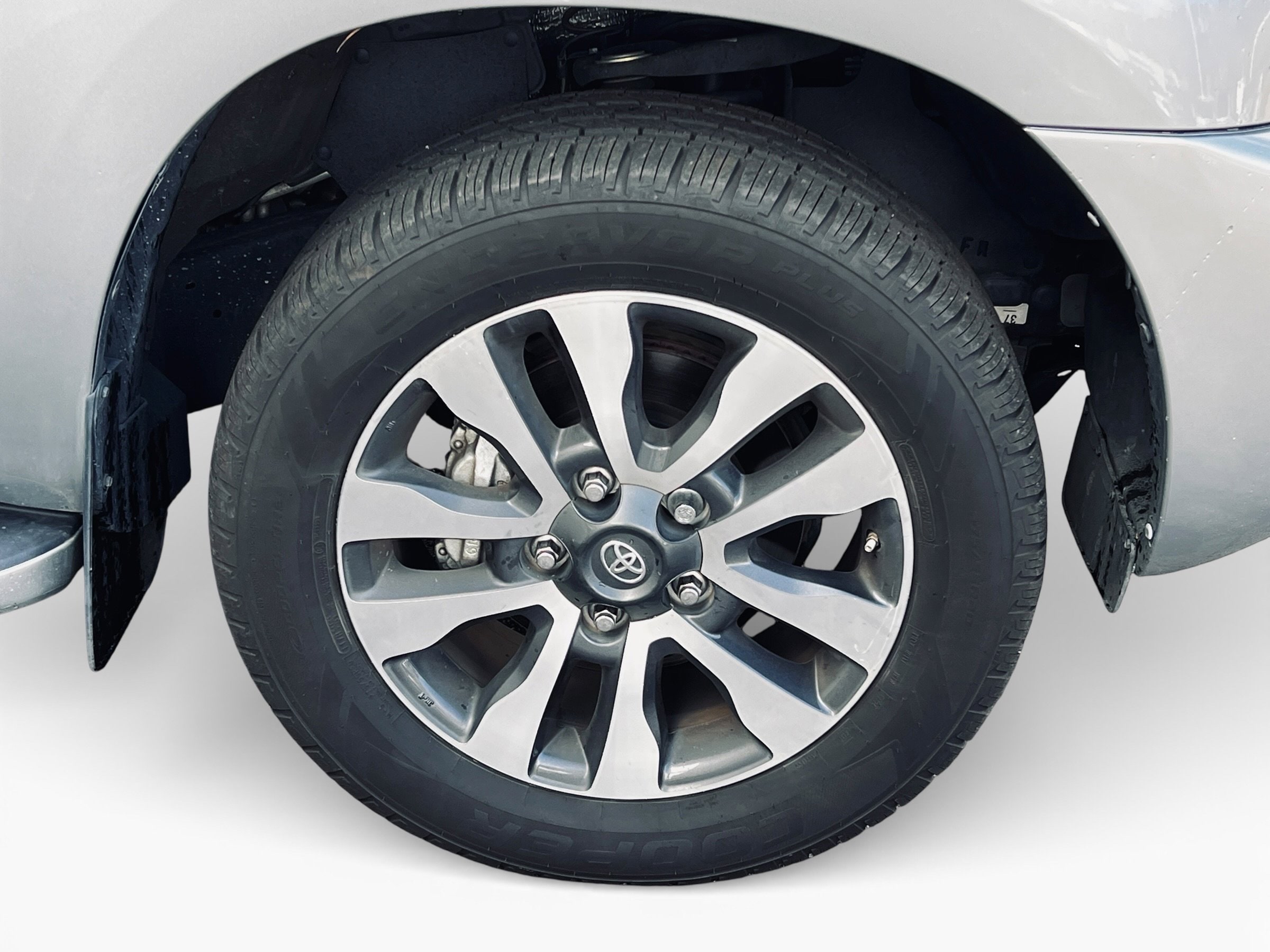 2020 Toyota Sequoia Limited photo 3