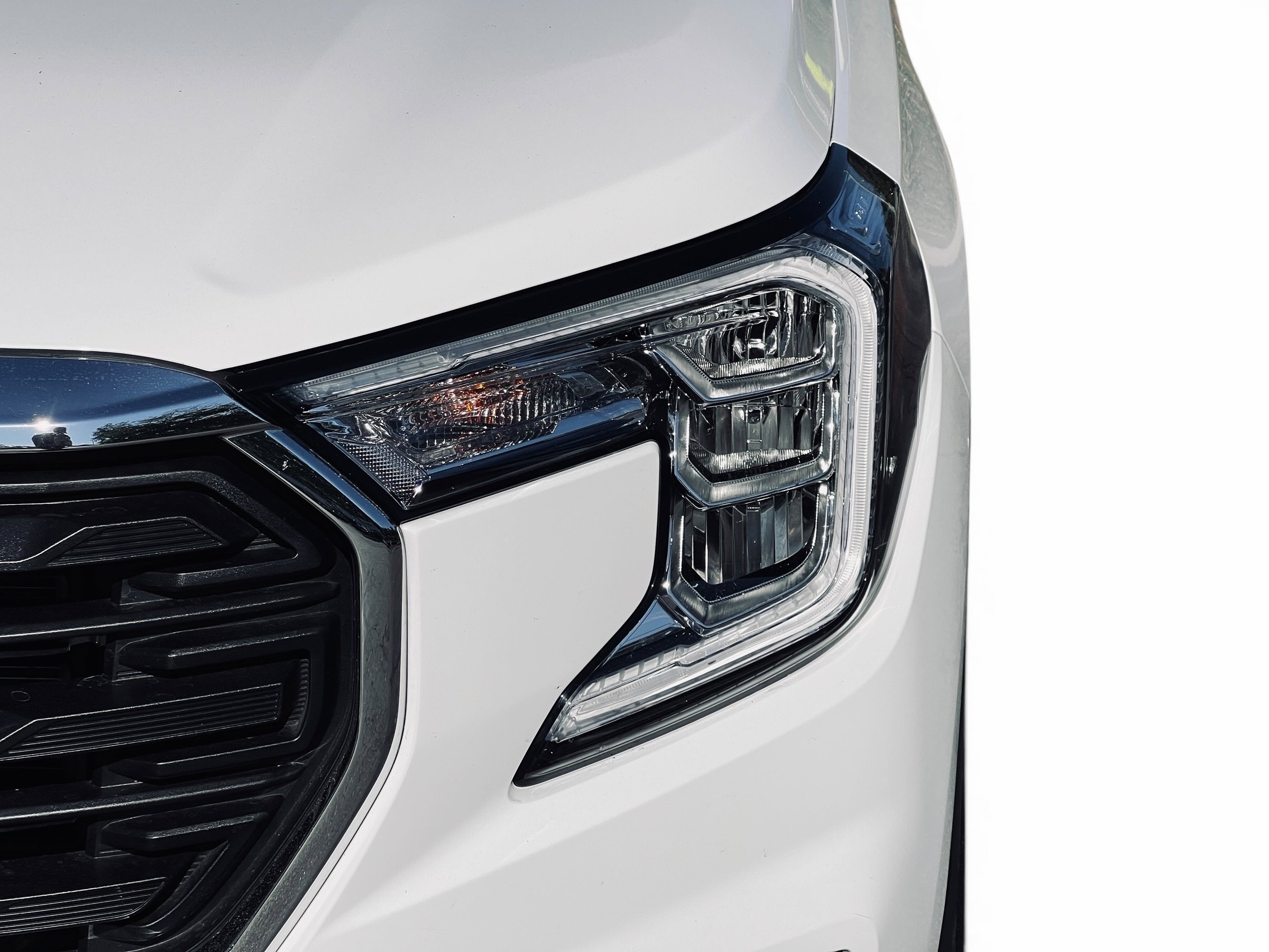 2024 GMC Terrain SLE photo 4