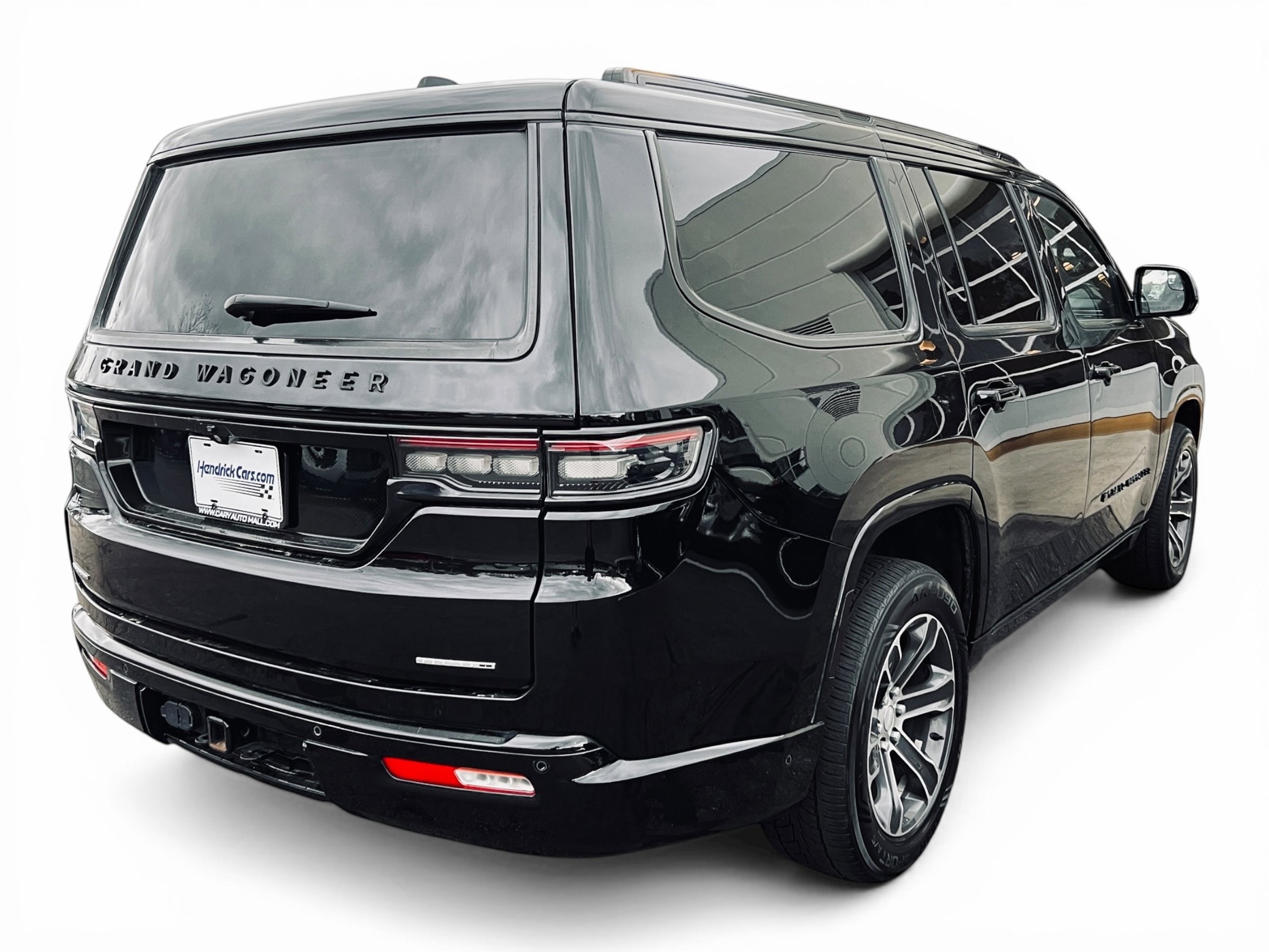 2022 Jeep Grand Wagoneer Series I photo 3