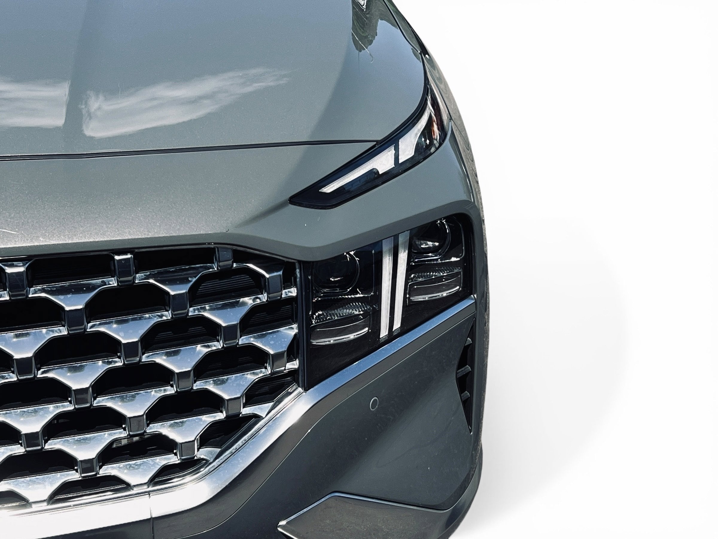 2023 Hyundai Santa Fe Hybrid Limited photo 4