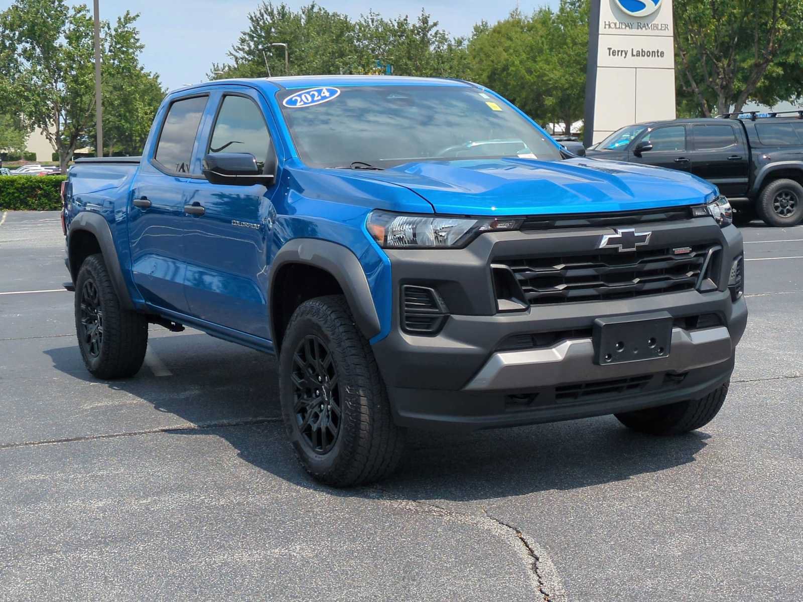 Used 2024 Chevrolet Colorado 4WD Trail Boss Pickup