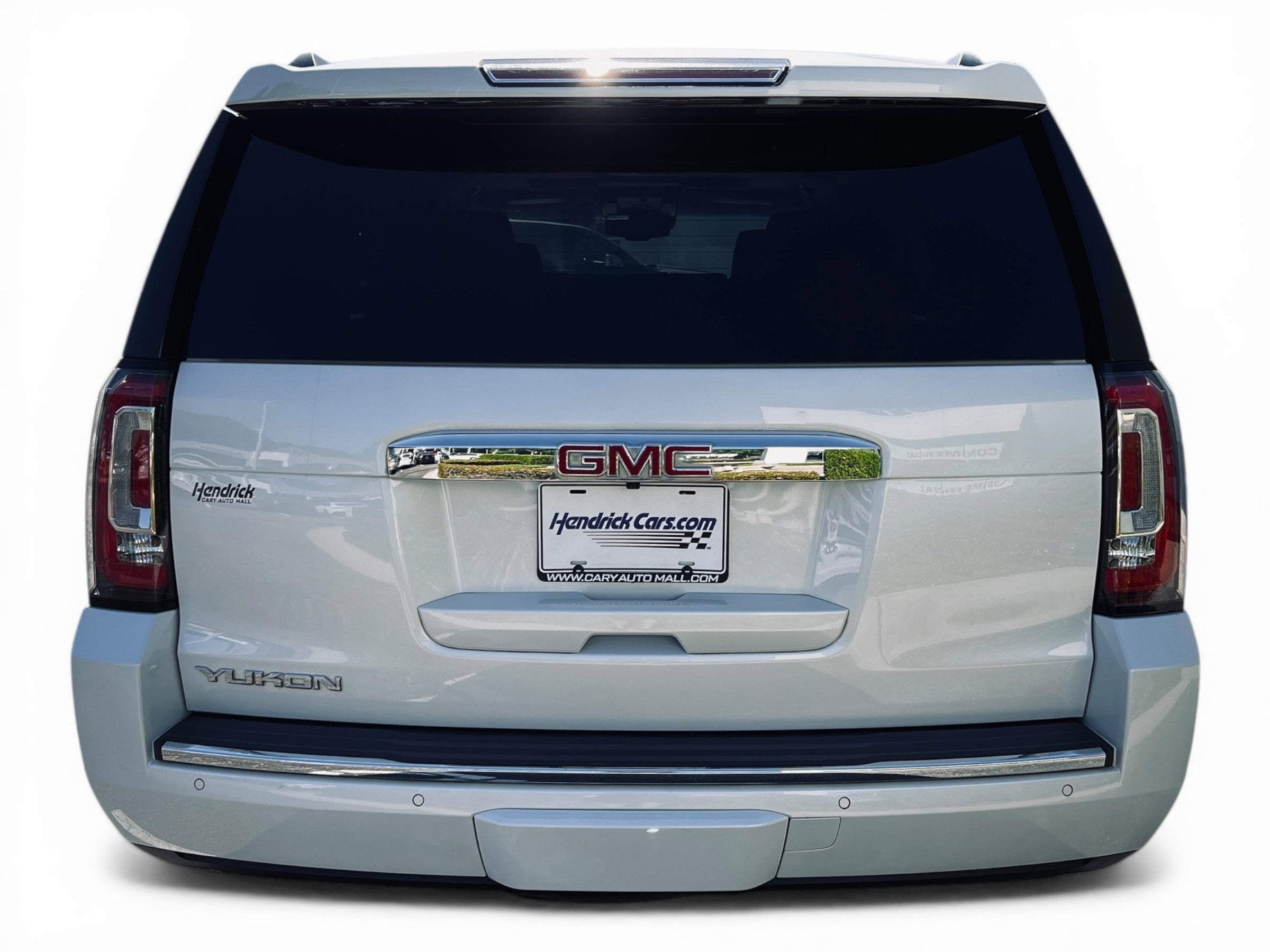 2019 GMC Yukon Denali photo 3