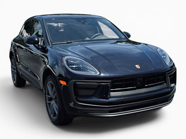 2025 Porsche Macan SUV