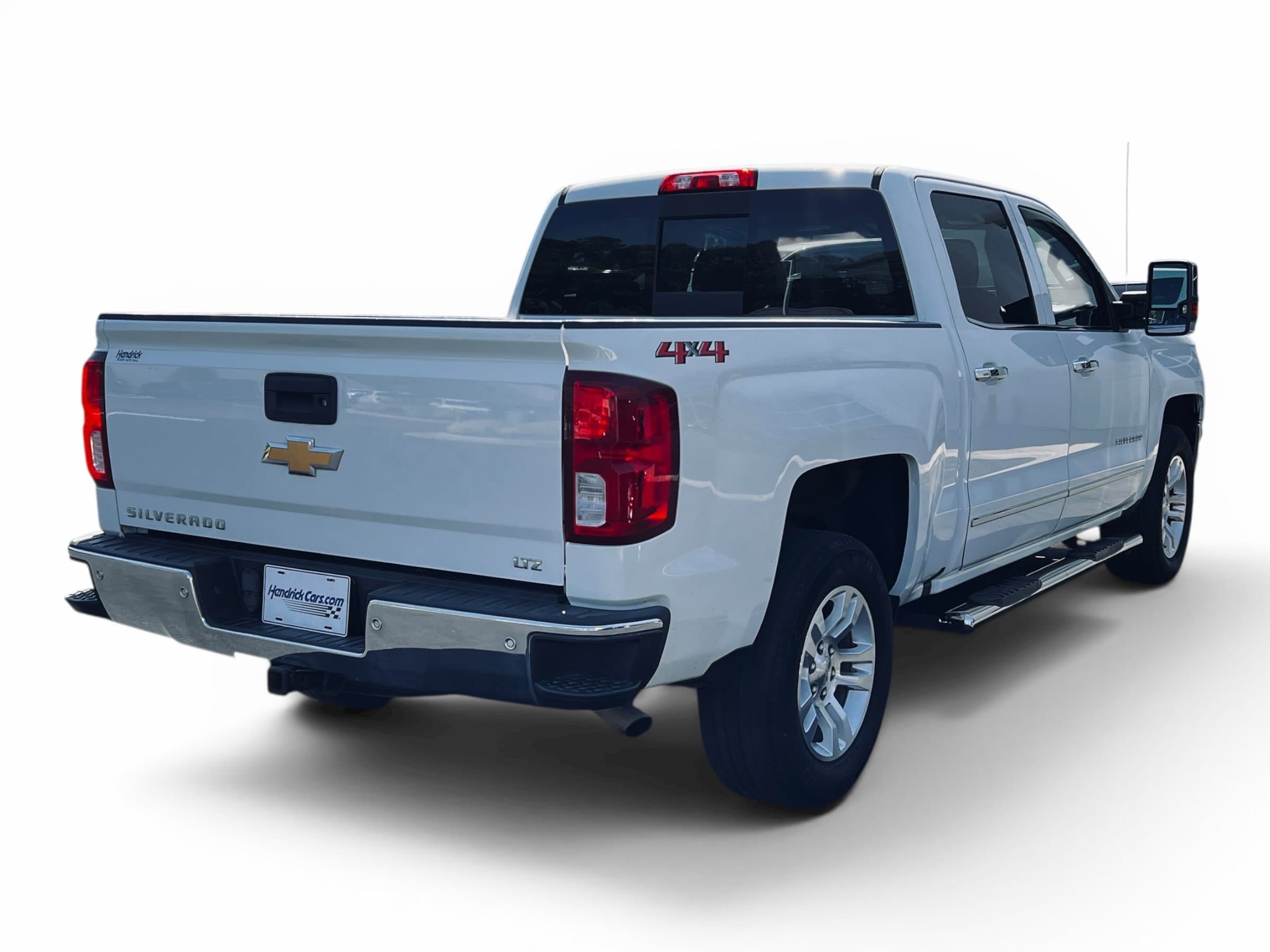 2018 Chevrolet Silverado 1500 LTZ photo 3