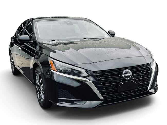 2025 Nissan Altima SV Sedan