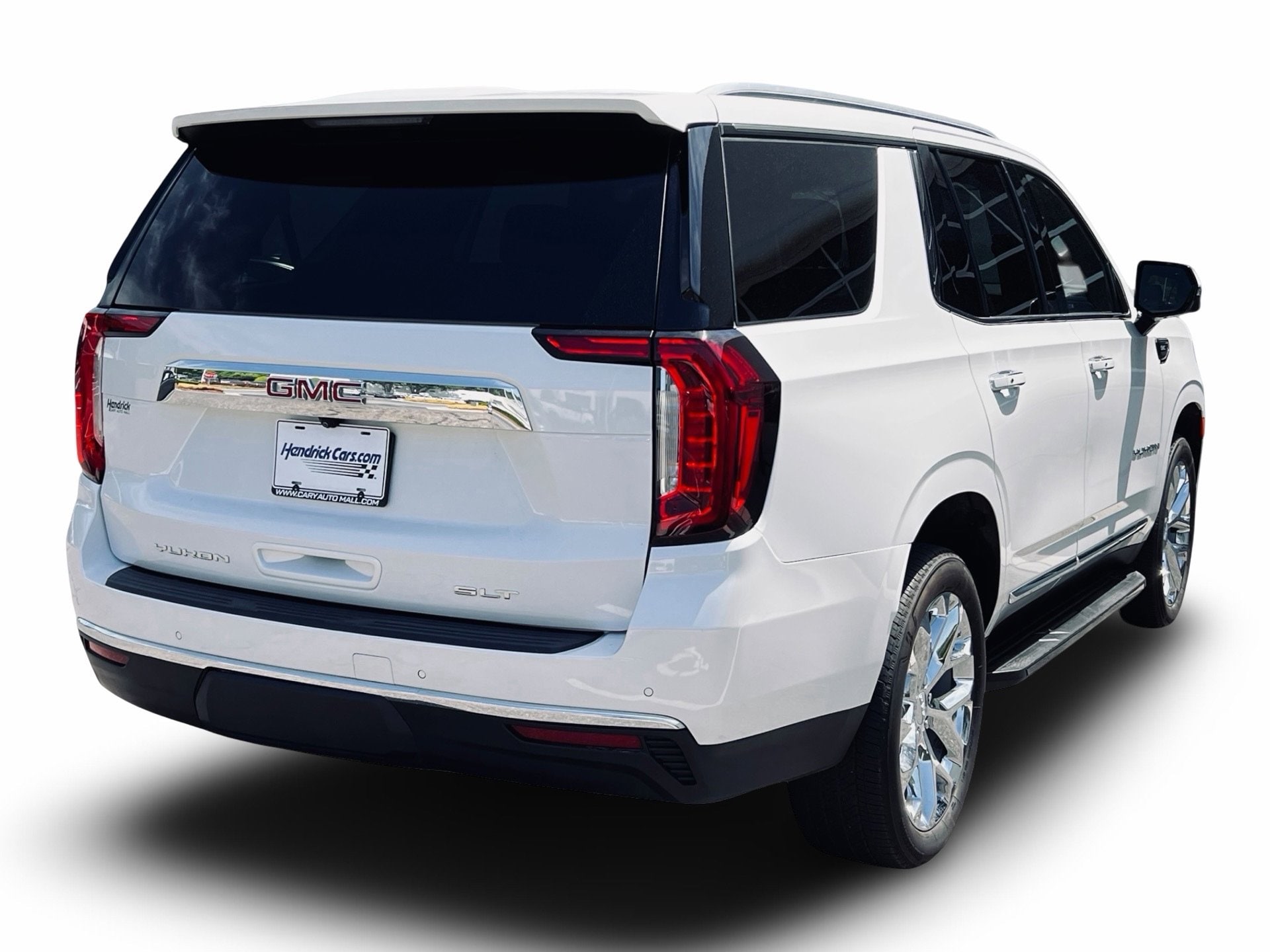 2022 GMC Yukon SLT photo 3