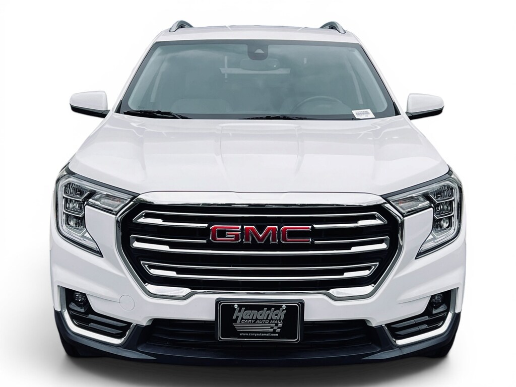 Used 2024 GMC Terrain SLT SUV