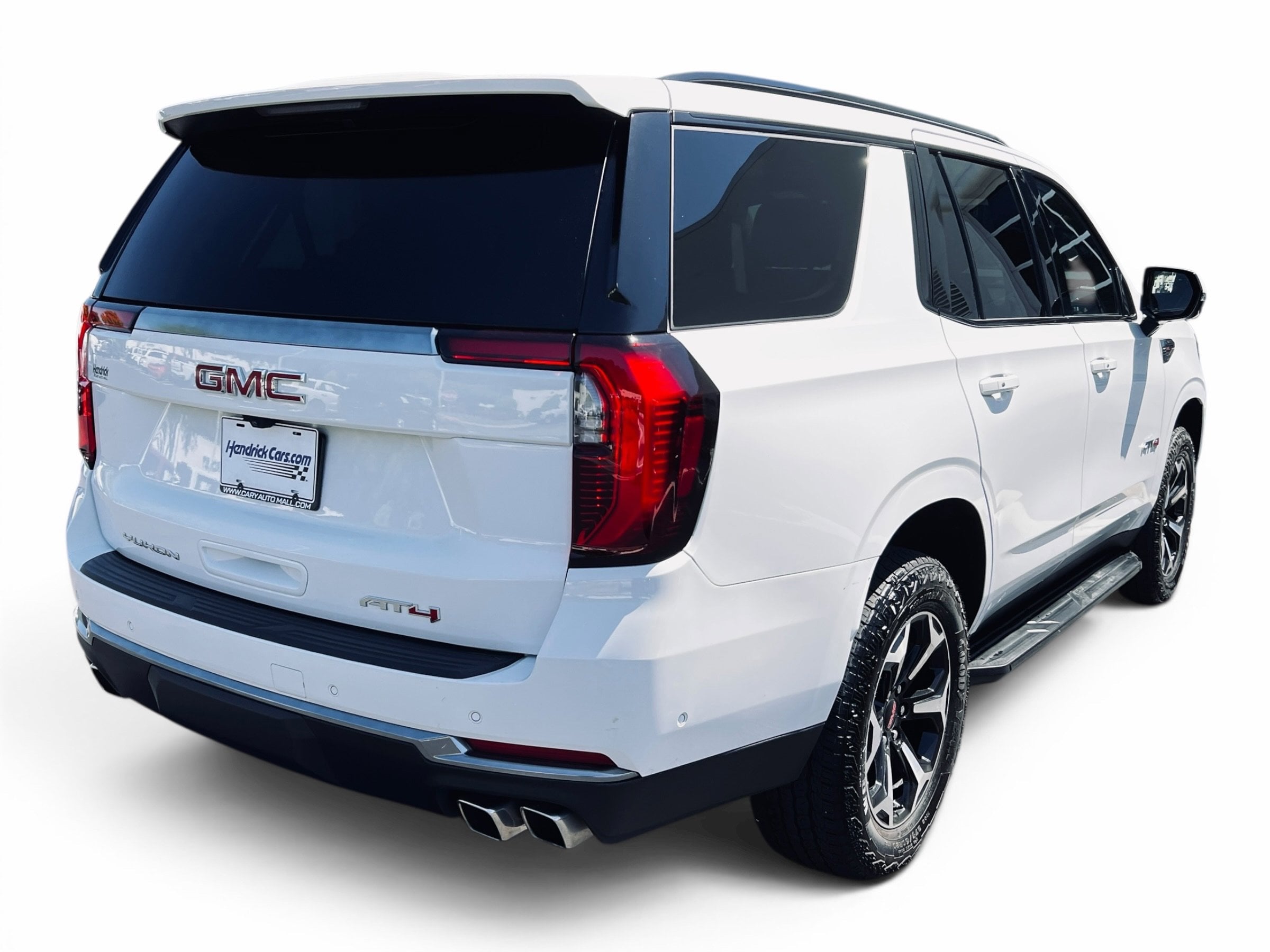 2025 GMC Yukon AT4 photo 3