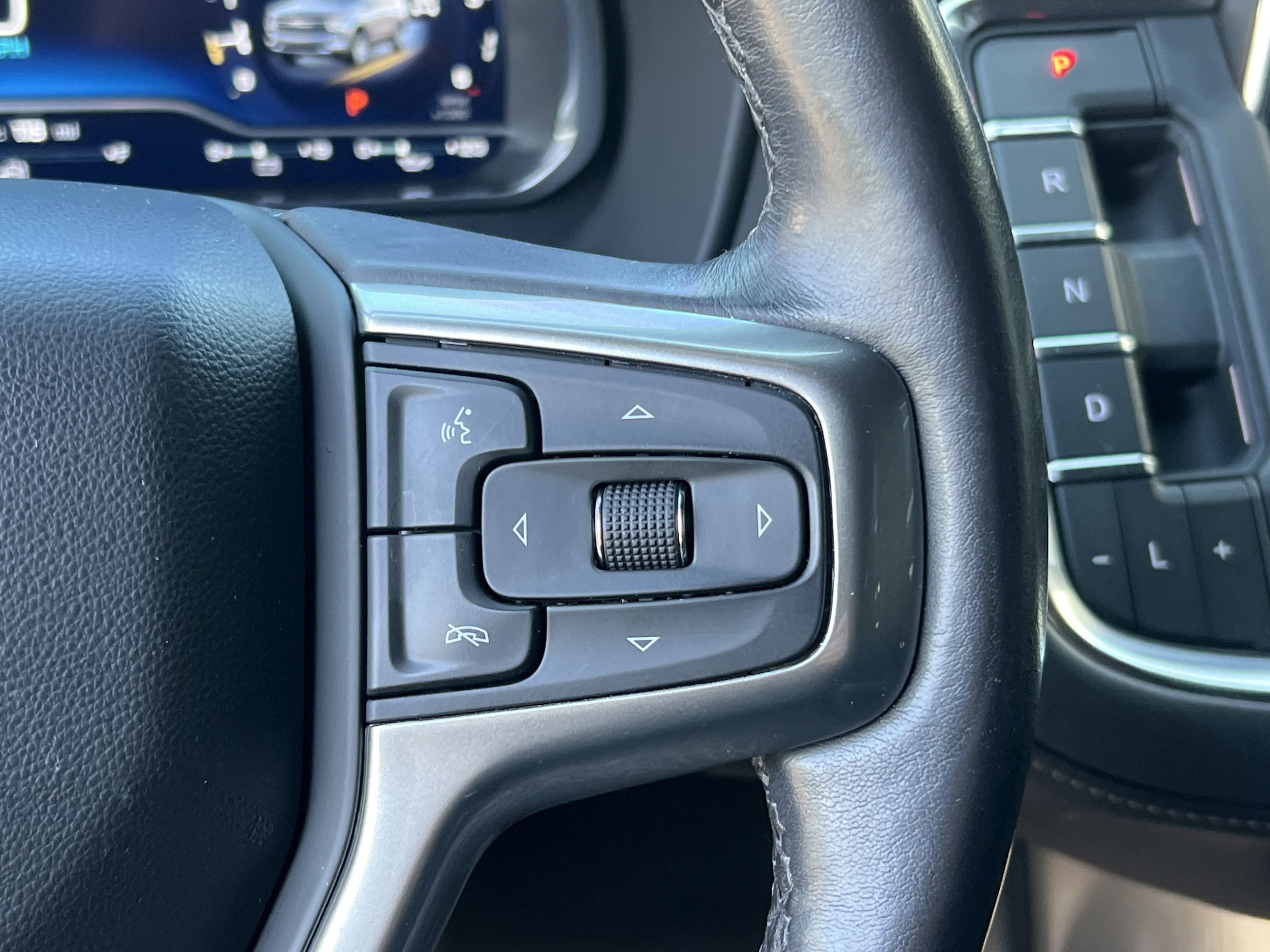 2022 Chevrolet Tahoe Z71 photo 5