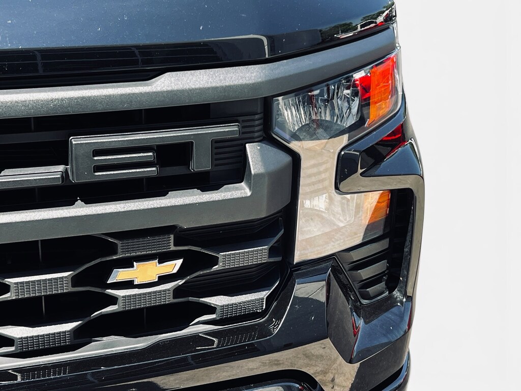 Used 2025 Chevrolet Silverado 1500 Custom Pickup