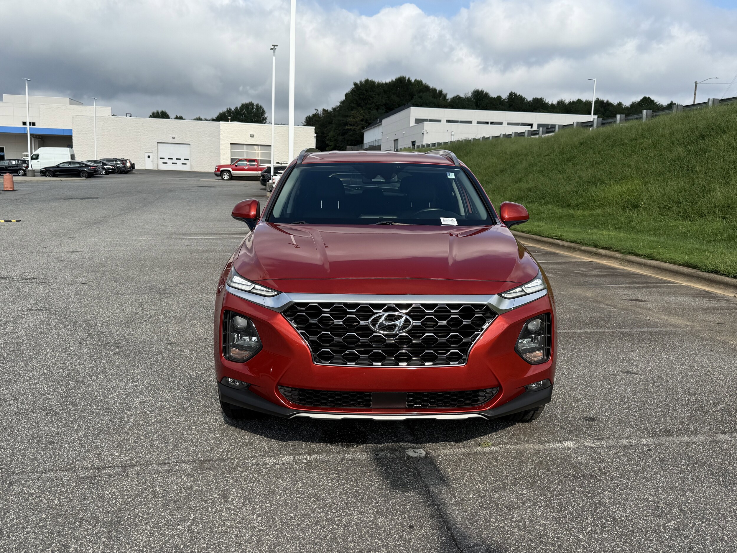 2020 Hyundai Santa Fe SEL photo 3