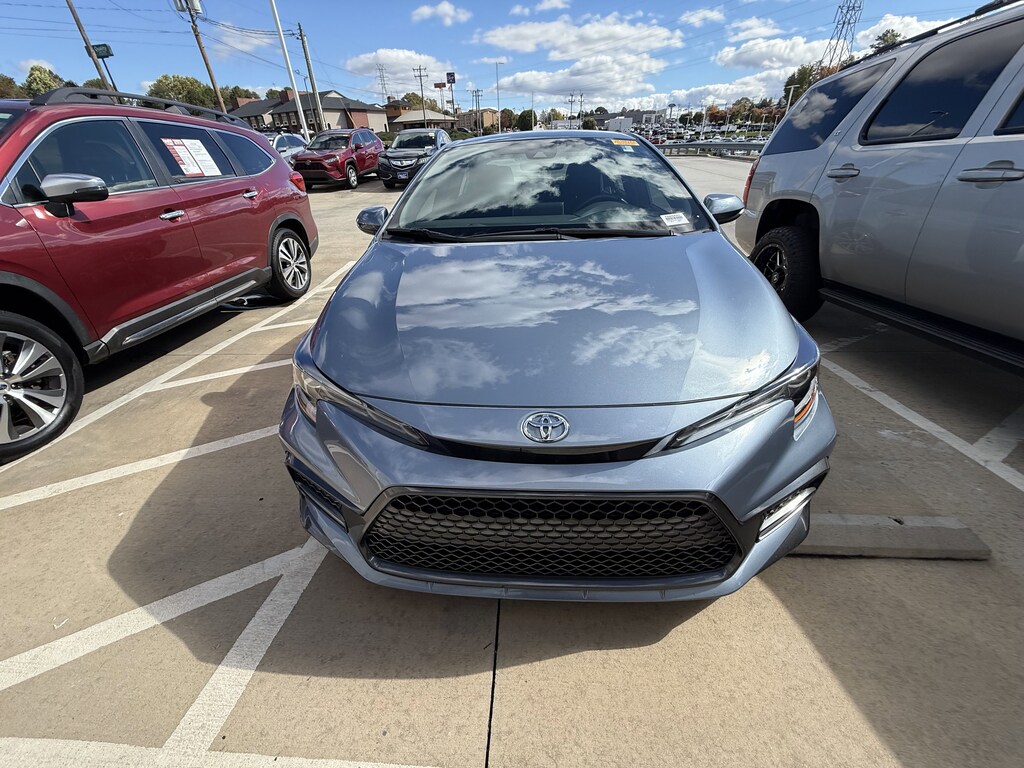 Used 2021 Toyota Corolla SE Sedan