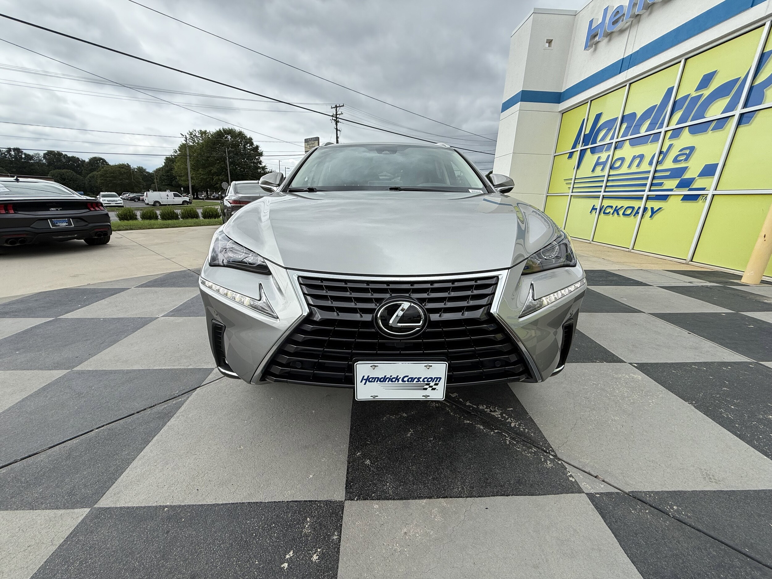 2021 Lexus NX 300 photo 2