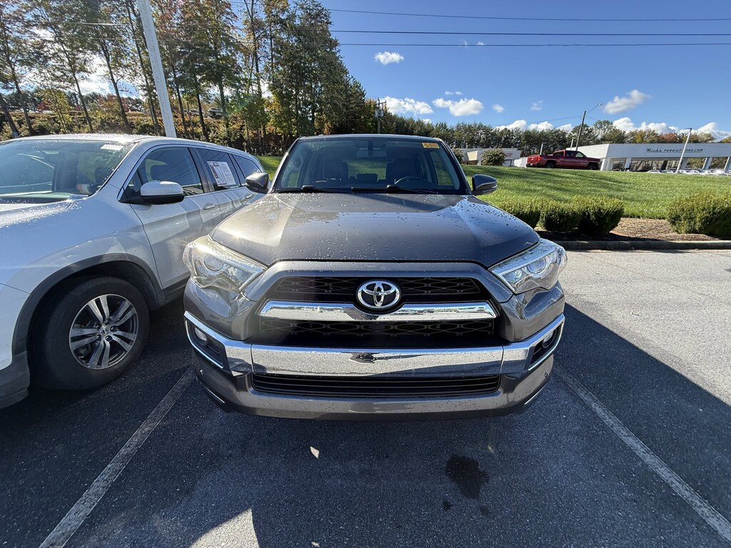 Used 2017 Toyota 4Runner Limited SUV