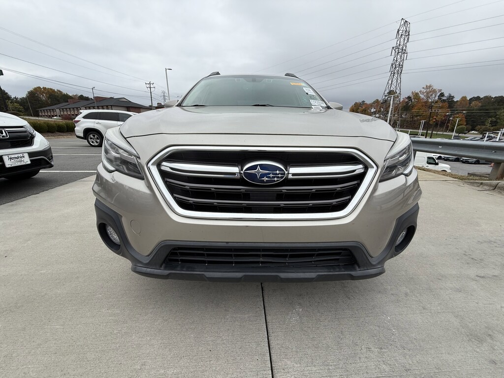 Used 2018 Subaru Outback 2.5i Limited SUV