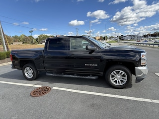 2018 Chevrolet Silverado 1500 LT w/1LT Truck Crew Cab