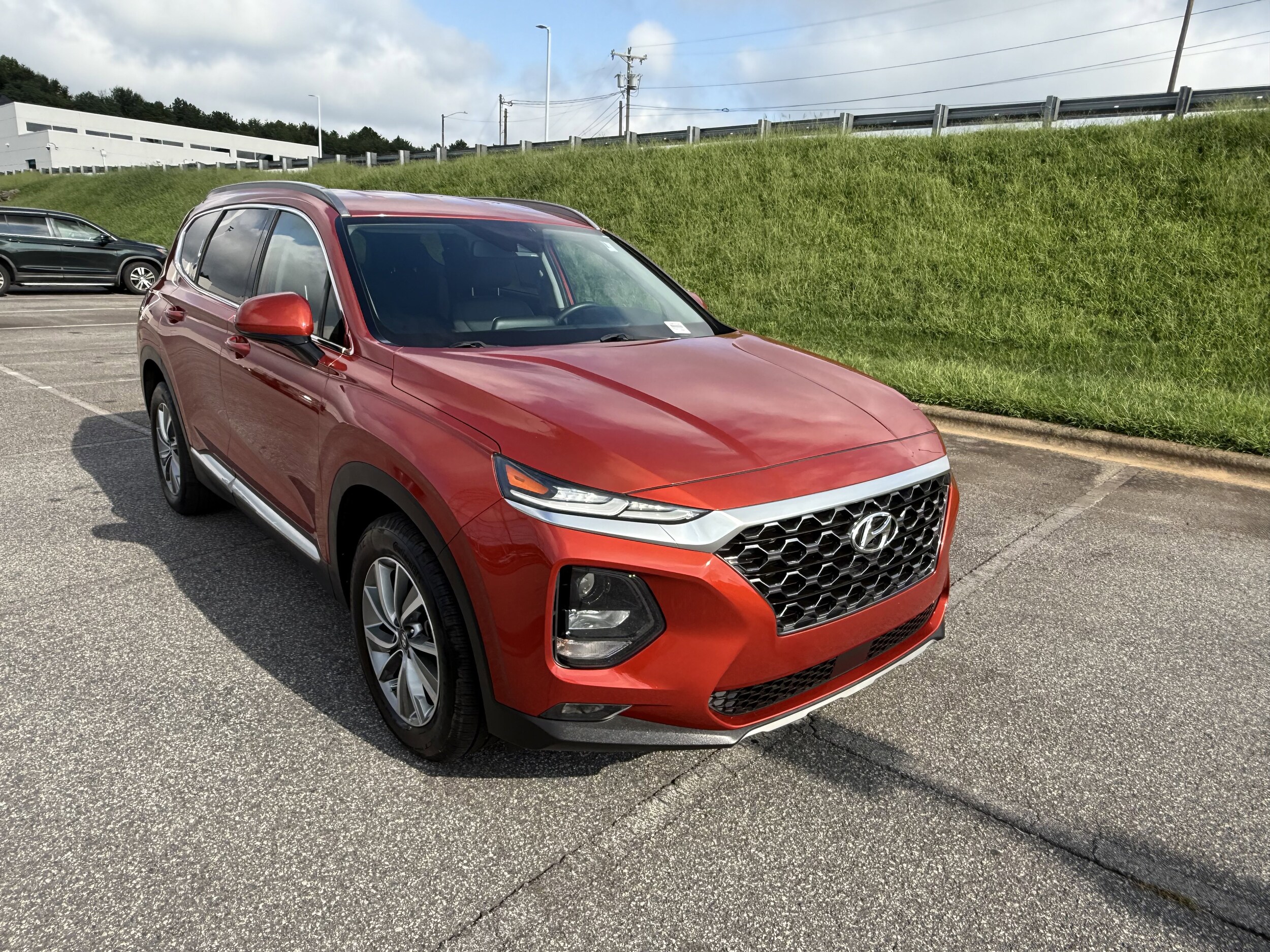 2020 Hyundai Santa Fe SEL photo 2