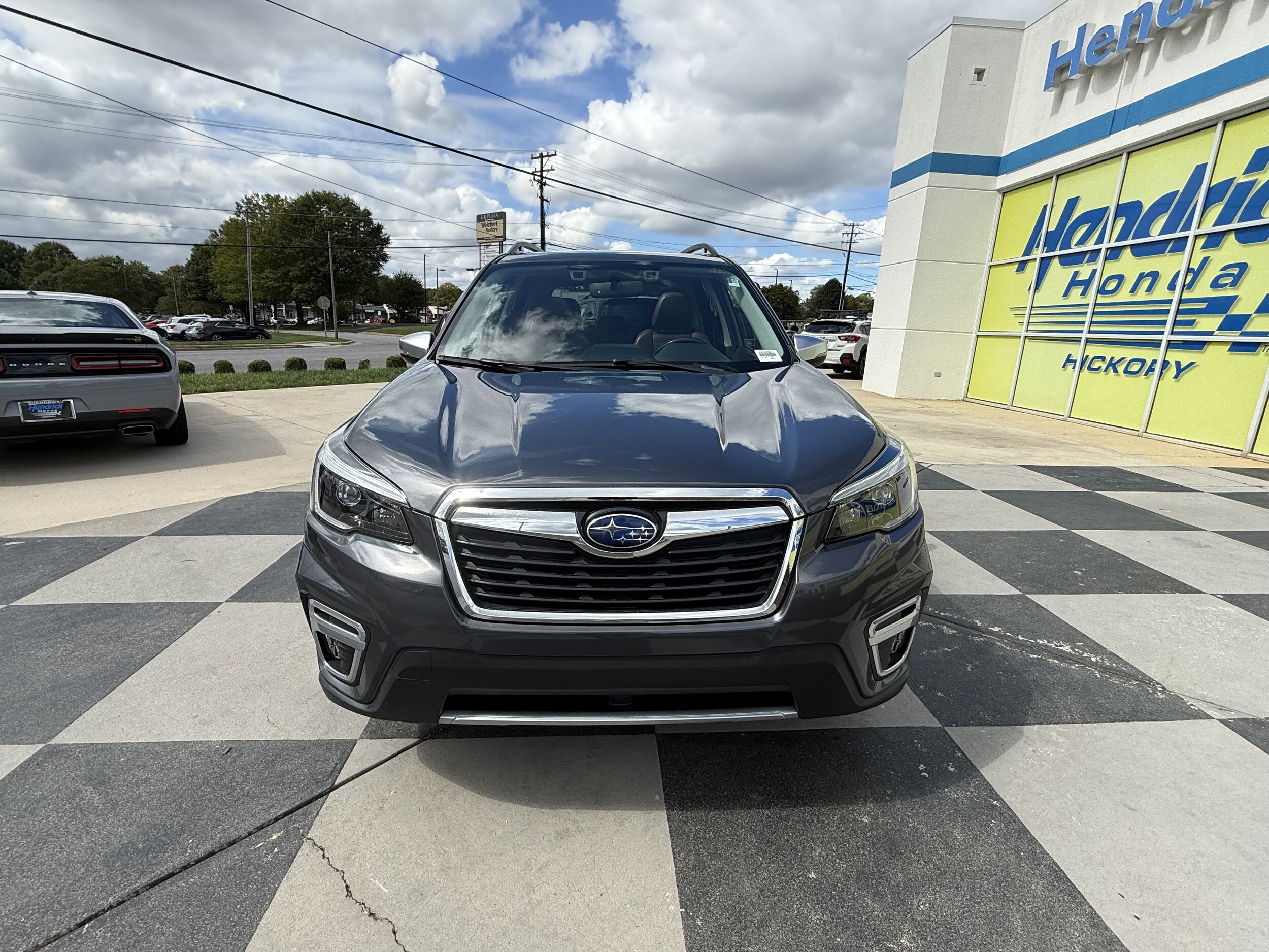 2021 Subaru Forester Touring photo 2