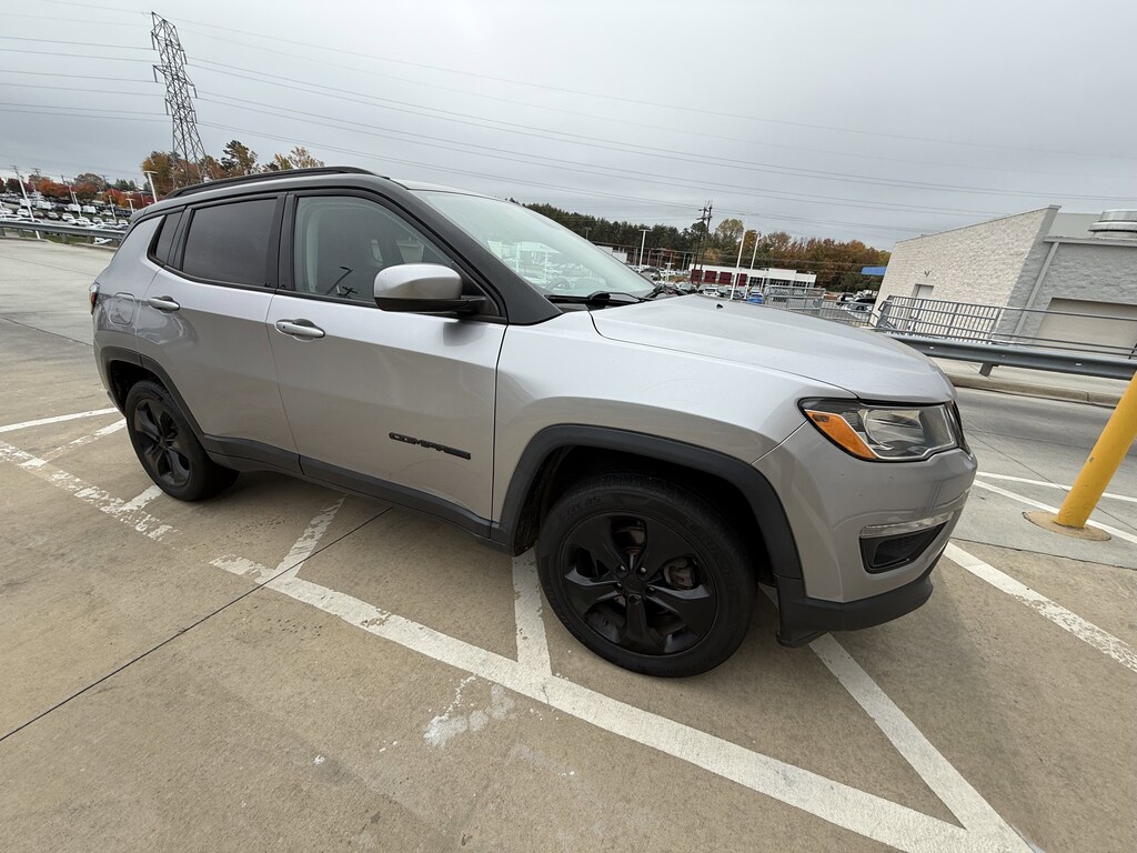 Used 2018 Jeep Compass Latitude 4x4 SUV
