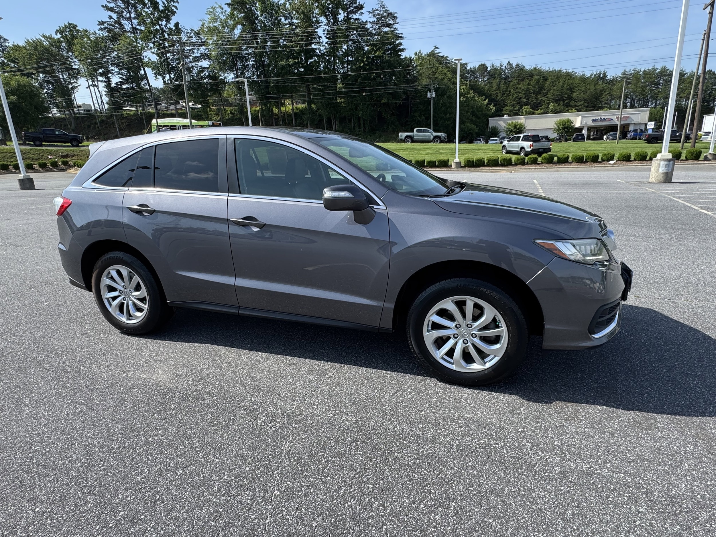 Used 2018 Acura RDX Base with VIN 5J8TB4H3XJL021582 for sale in Hickory, NC